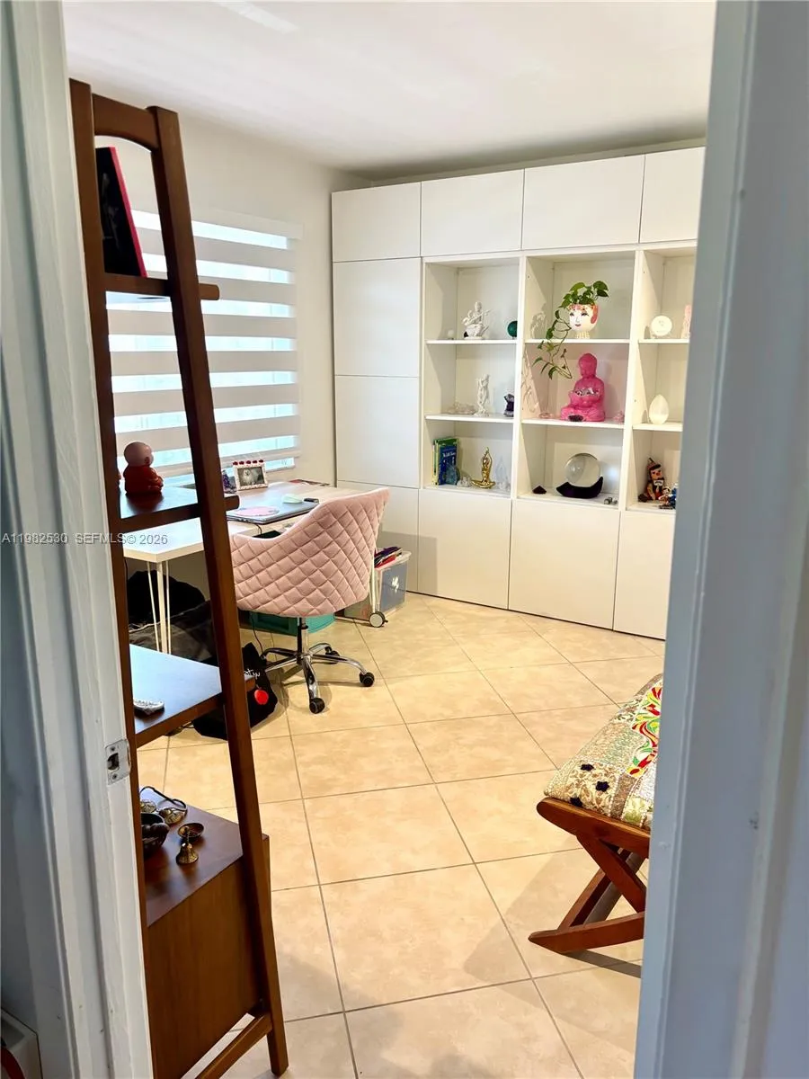 100 Sw 130th Ter 211c, Pembroke Pines, Florida 330, Pembroke Pines, Florida 33027, 2 Bedrooms Bedrooms, ,2 BathroomsBathrooms,Residential,For Sale,100 Sw 130th Ter 211c, Pembroke Pines, Florida 330,A11982530