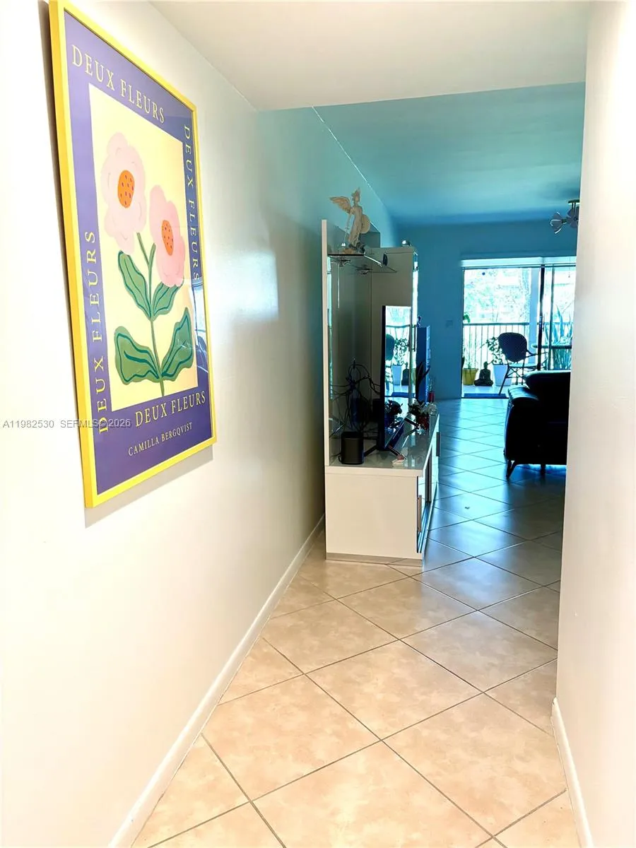 100 Sw 130th Ter 211c, Pembroke Pines, Florida 330, Pembroke Pines, Florida 33027, 2 Bedrooms Bedrooms, ,2 BathroomsBathrooms,Residential,For Sale,100 Sw 130th Ter 211c, Pembroke Pines, Florida 330,A11982530