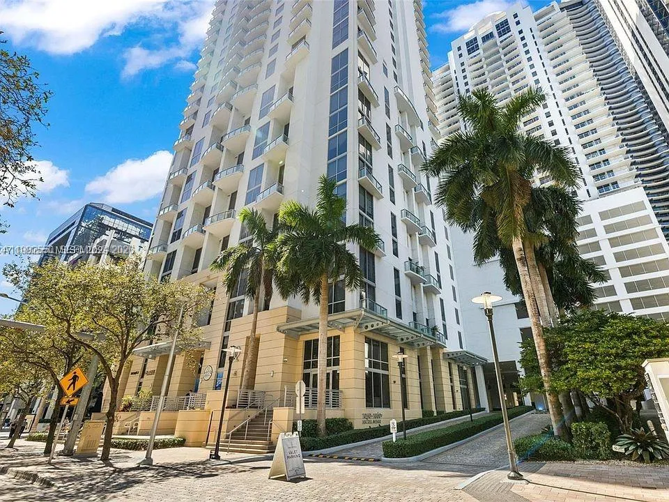 1060 Brickell Ave 3607, Miami, Florida 33131, Miami, Florida 33131, 2 Bedrooms Bedrooms, ,2 BathroomsBathrooms,Residential Lease,For Rent,1060 Brickell Ave 3607, Miami, Florida 33131,A11982550