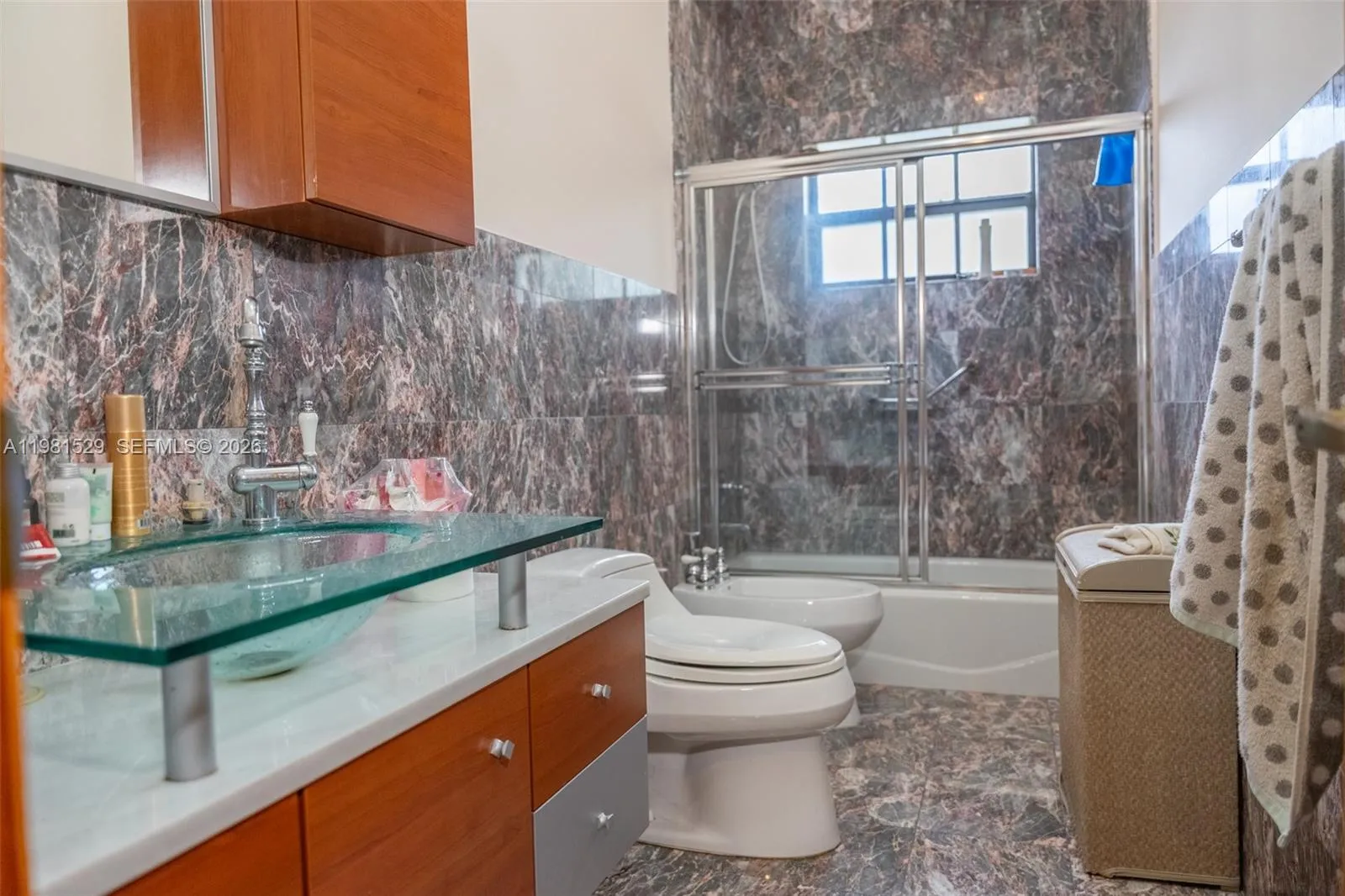 4655 Sw 89th Ave, Miami, Florida 33165, Miami, Florida 33165, 5 Bedrooms Bedrooms, ,4 BathroomsBathrooms,Residential,For Sale,4655 Sw 89th Ave, Miami, Florida 33165,A11981529