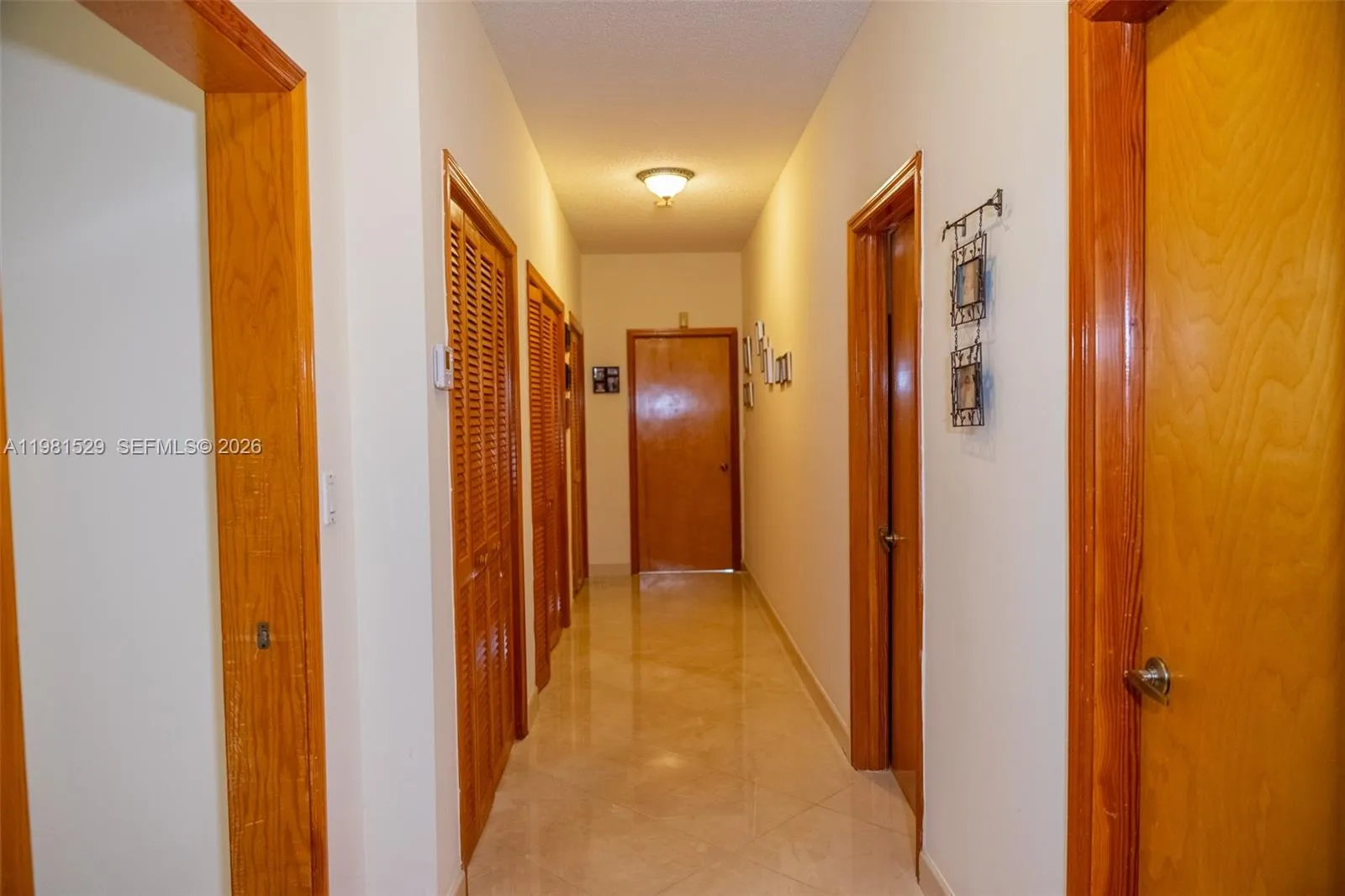 4655 Sw 89th Ave, Miami, Florida 33165, Miami, Florida 33165, 5 Bedrooms Bedrooms, ,4 BathroomsBathrooms,Residential,For Sale,4655 Sw 89th Ave, Miami, Florida 33165,A11981529