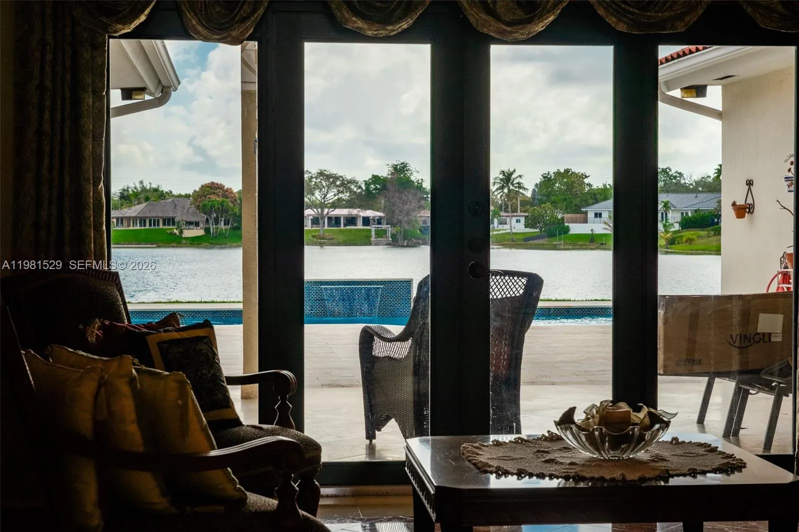 4655 Sw 89th Ave, Miami, Florida 33165, Miami, Florida 33165, 5 Bedrooms Bedrooms, ,4 BathroomsBathrooms,Residential,For Sale,4655 Sw 89th Ave, Miami, Florida 33165,A11981529