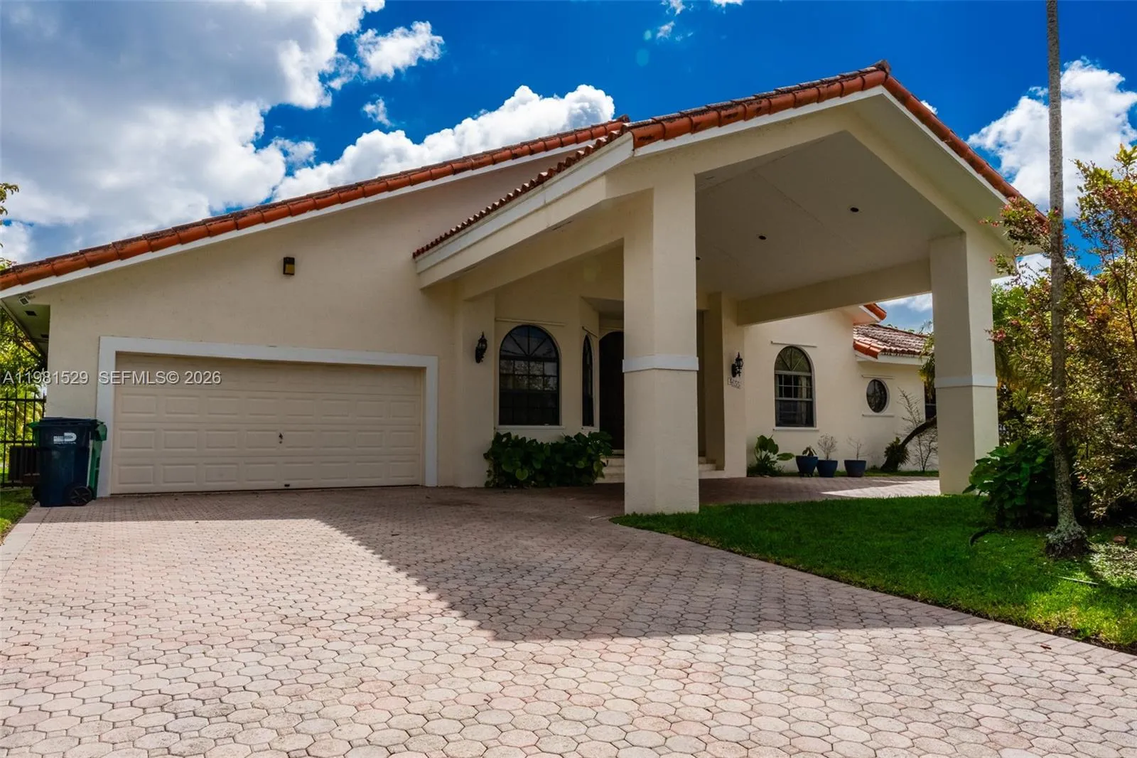 4655 Sw 89th Ave, Miami, Florida 33165, Miami, Florida 33165, 5 Bedrooms Bedrooms, ,4 BathroomsBathrooms,Residential,For Sale,4655 Sw 89th Ave, Miami, Florida 33165,A11981529