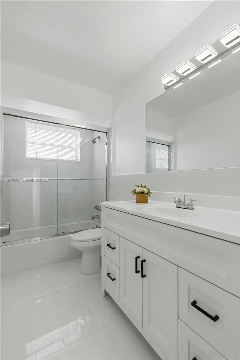 7150 Sw 5th Ct, Pembroke Pines, Florida 33023, Pembroke Pines, Florida 33023, 4 Bedrooms Bedrooms, ,3 BathroomsBathrooms,Residential,For Sale,7150 Sw 5th Ct, Pembroke Pines, Florida 33023,A11979540