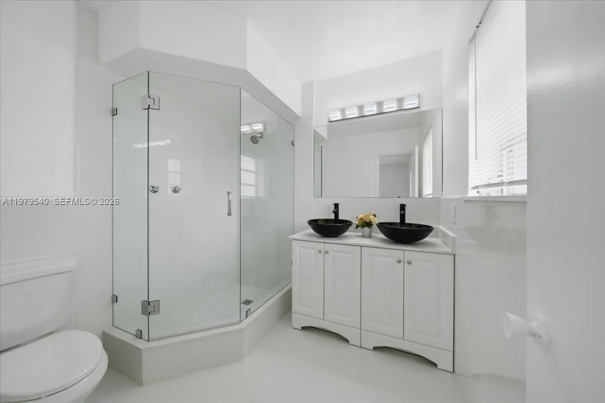 7150 Sw 5th Ct, Pembroke Pines, Florida 33023, Pembroke Pines, Florida 33023, 4 Bedrooms Bedrooms, ,3 BathroomsBathrooms,Residential,For Sale,7150 Sw 5th Ct, Pembroke Pines, Florida 33023,A11979540