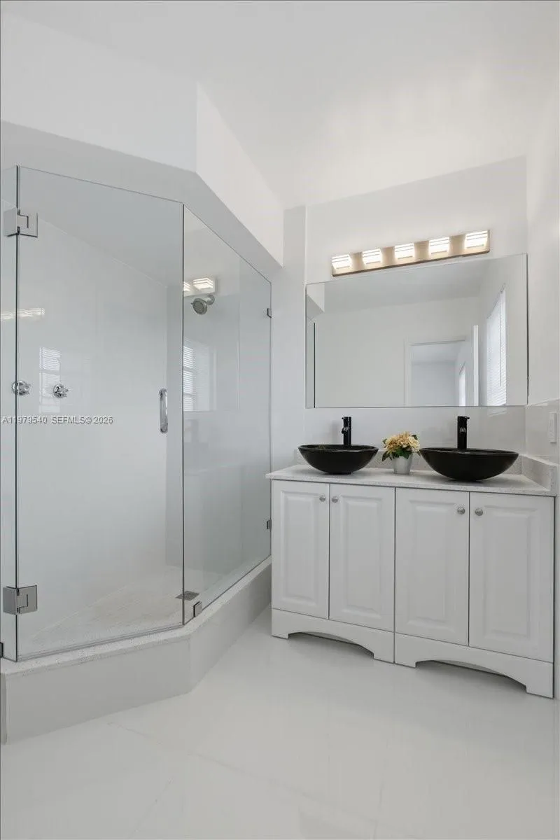 7150 Sw 5th Ct, Pembroke Pines, Florida 33023, Pembroke Pines, Florida 33023, 4 Bedrooms Bedrooms, ,3 BathroomsBathrooms,Residential,For Sale,7150 Sw 5th Ct, Pembroke Pines, Florida 33023,A11979540