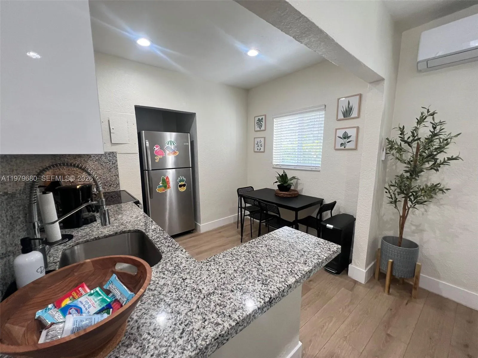 2315 Taylor St 3, Hollywood, Florida 33020, Hollywood, Florida 33020, 1 Bedroom Bedrooms, ,1 BathroomBathrooms,Residential Lease,For Rent,2315 Taylor St 3, Hollywood, Florida 33020,A11979680