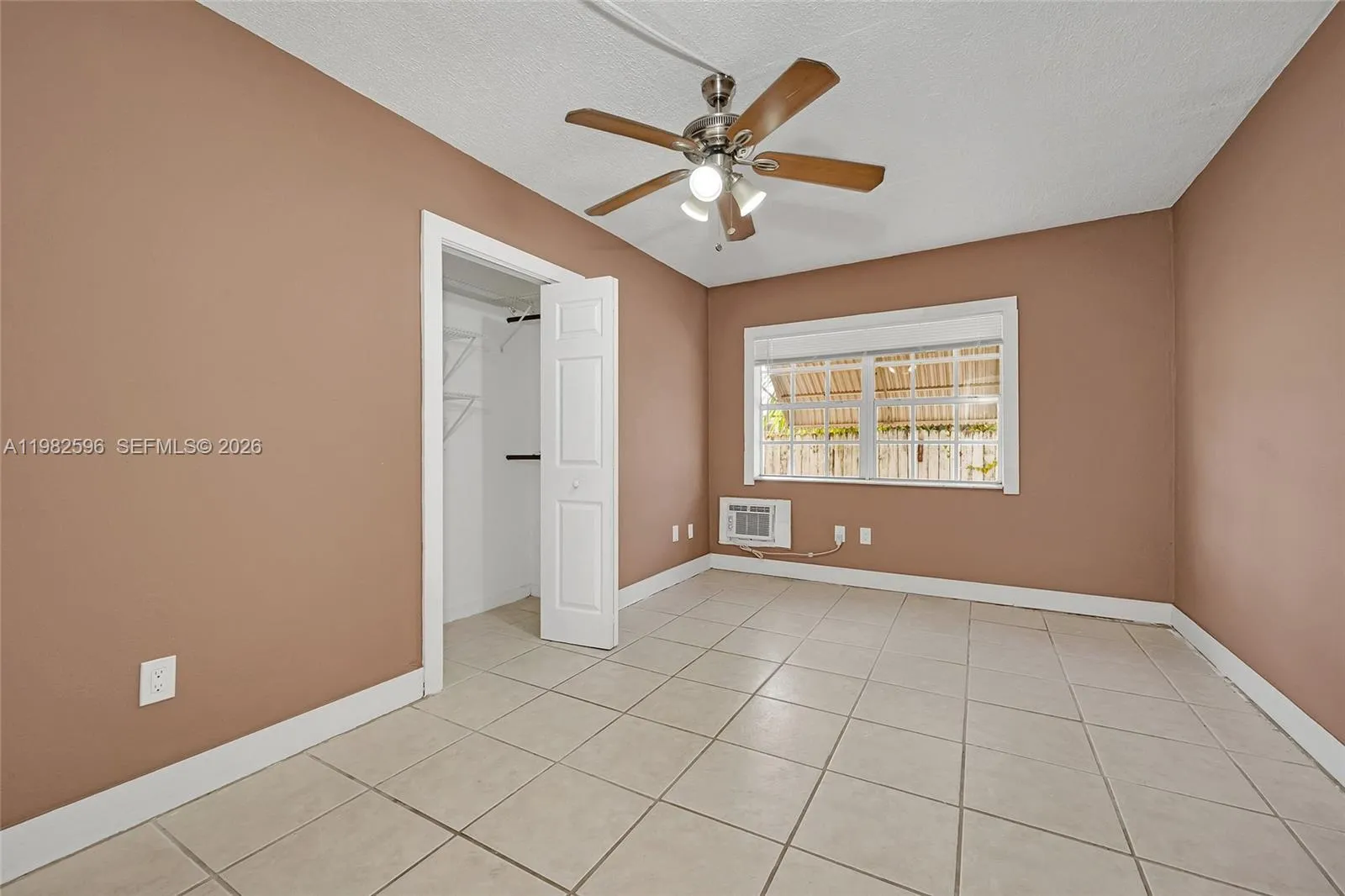 1922 Mckinley St 3, Hollywood, Florida 33020, Hollywood, Florida 33020, ,1 BathroomBathrooms,Residential Lease,For Rent,1922 Mckinley St 3, Hollywood, Florida 33020,A11982596