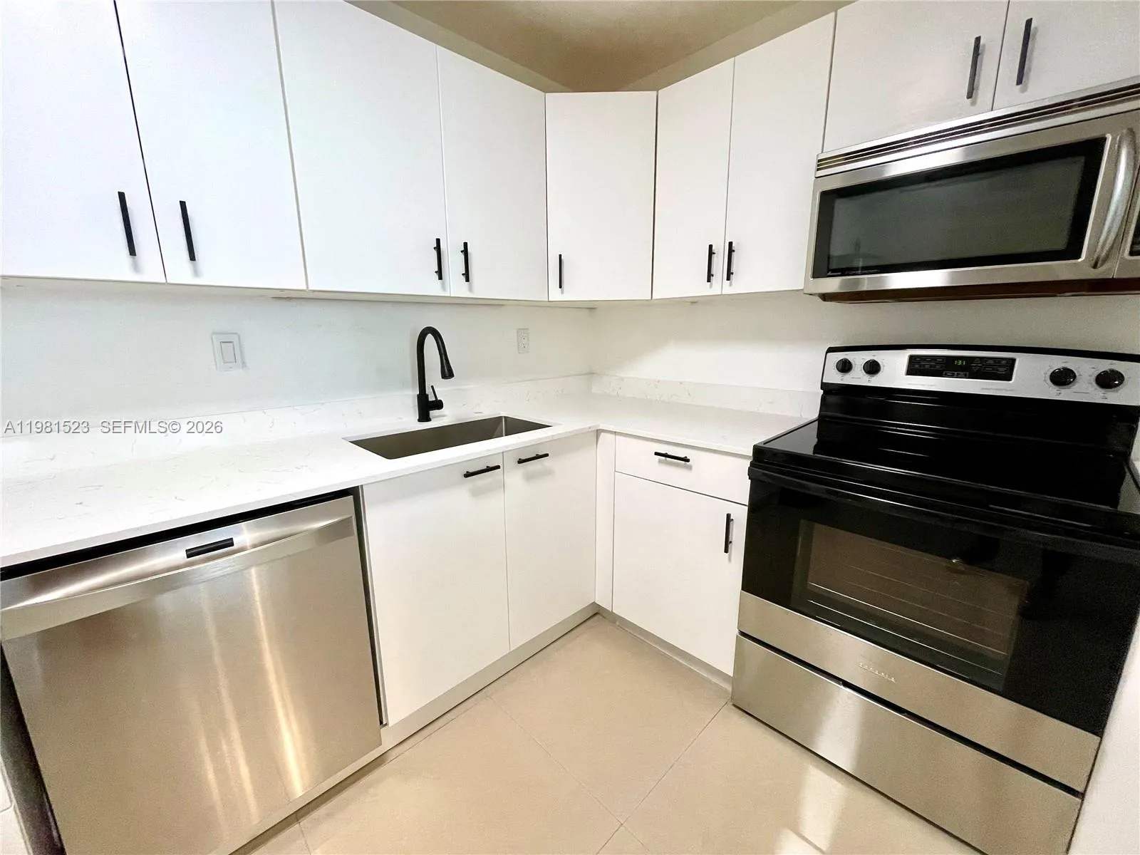 19390 Collins Ave 316, Sunny Isles Beach, Florida, Sunny Isles Beach, Florida 33160, 1 Bedroom Bedrooms, ,1 BathroomBathrooms,Residential,For Sale,19390 Collins Ave 316, Sunny Isles Beach, Florida ,A11981523