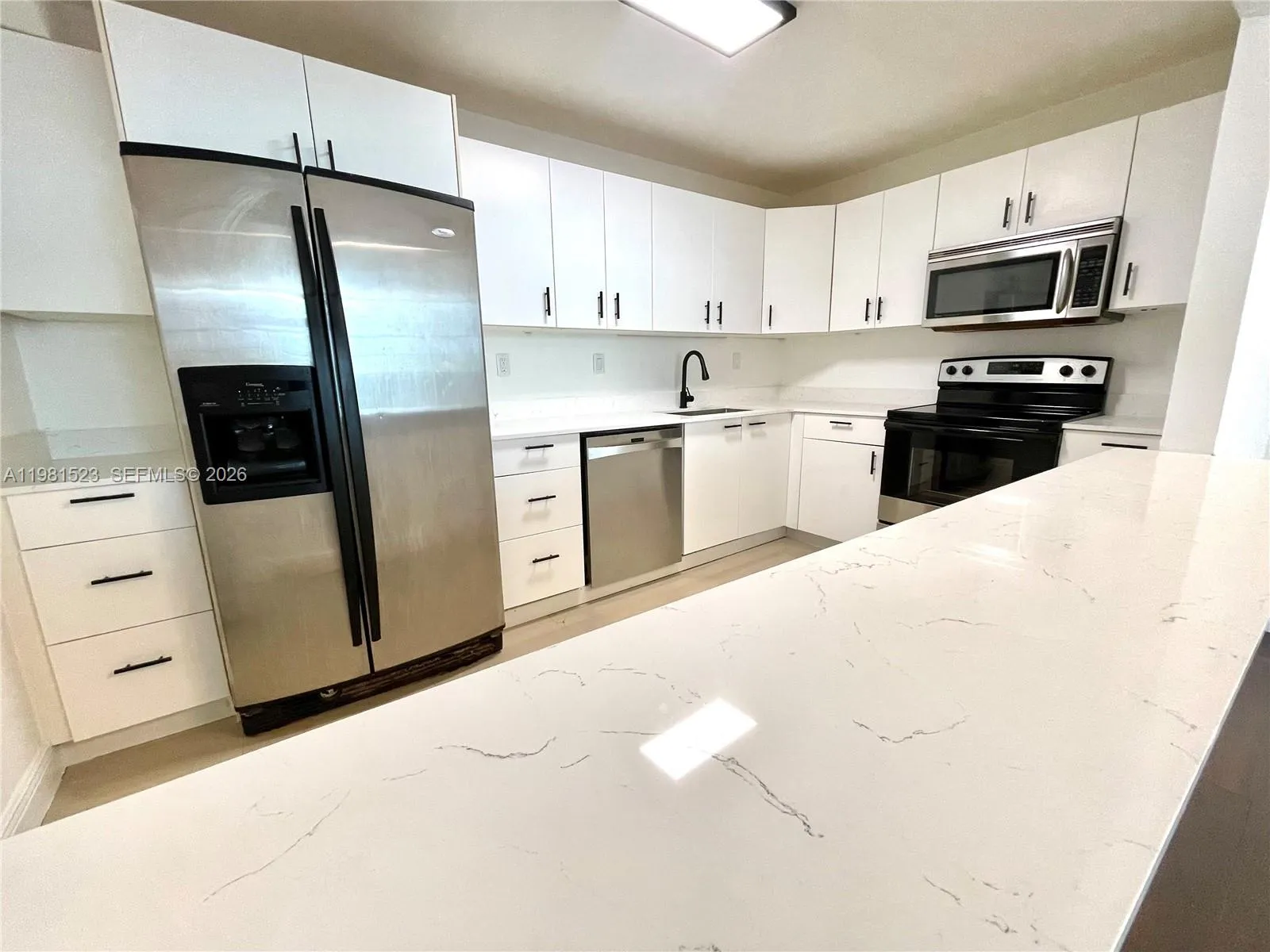 19390 Collins Ave 316, Sunny Isles Beach, Florida, Sunny Isles Beach, Florida 33160, 1 Bedroom Bedrooms, ,1 BathroomBathrooms,Residential,For Sale,19390 Collins Ave 316, Sunny Isles Beach, Florida ,A11981523