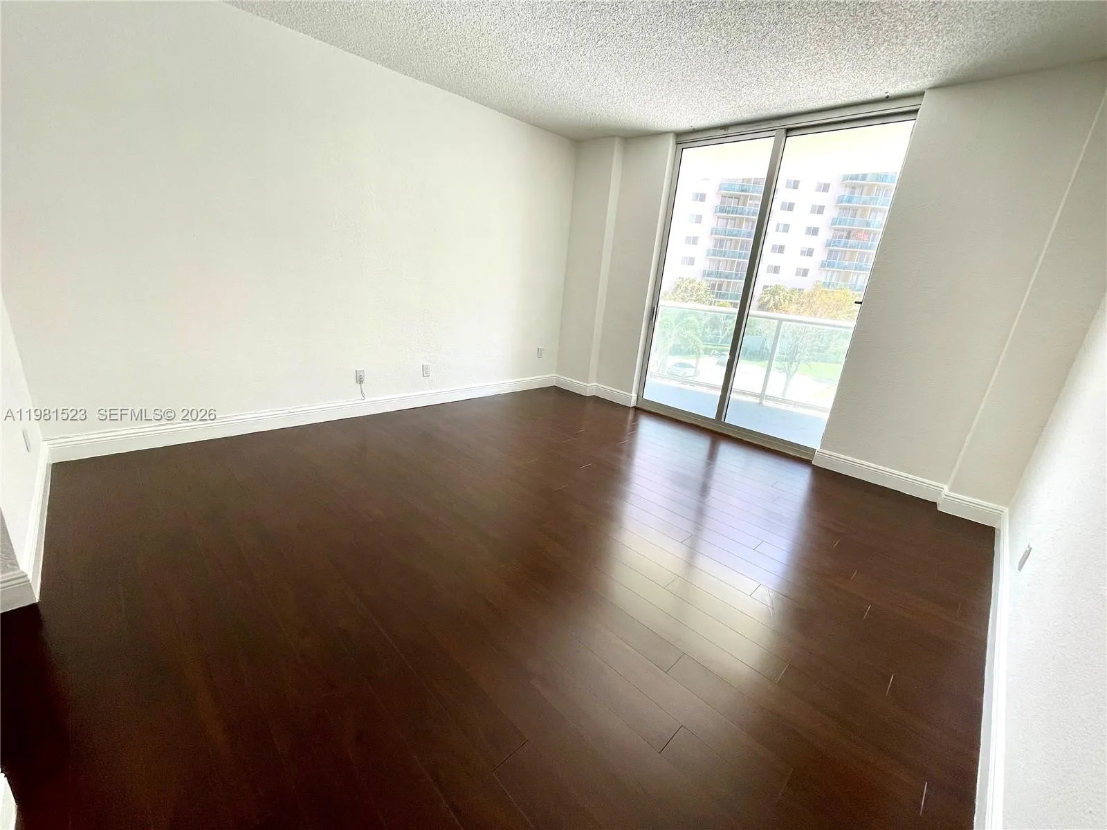 19390 Collins Ave 316, Sunny Isles Beach, Florida, Sunny Isles Beach, Florida 33160, 1 Bedroom Bedrooms, ,1 BathroomBathrooms,Residential,For Sale,19390 Collins Ave 316, Sunny Isles Beach, Florida ,A11981523