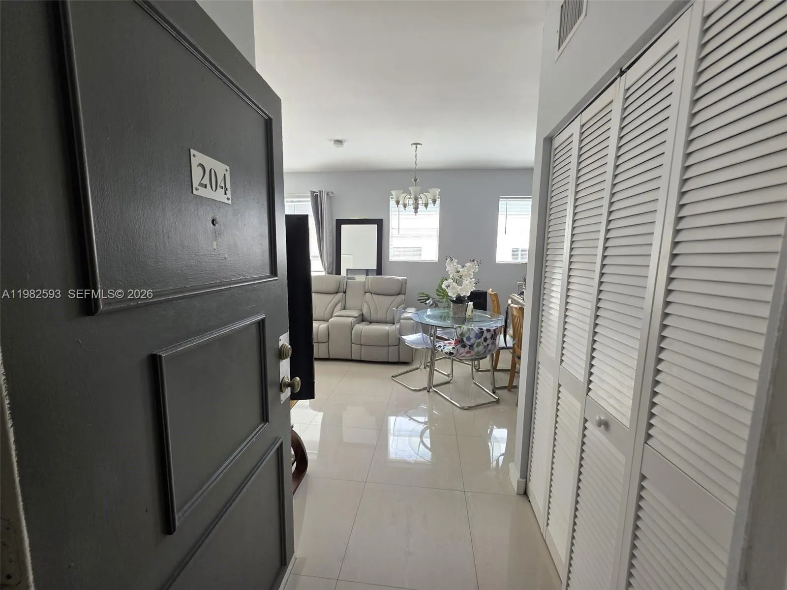 1027 Pennsylvania Ave 204, Miami Beach, Florida 33, Miami Beach, Florida 33139, 1 Bedroom Bedrooms, ,1 BathroomBathrooms,Residential Lease,For Rent,1027 Pennsylvania Ave 204, Miami Beach, Florida 33,A11982593