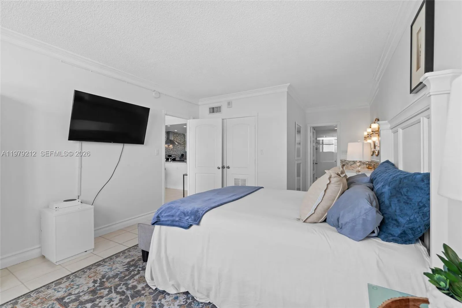 6900 Bay Dr 10h, Miami Beach, Florida 33141, Miami Beach, Florida 33141, 1 Bedroom Bedrooms, ,1 BathroomBathrooms,Residential,For Sale,6900 Bay Dr 10h, Miami Beach, Florida 33141,A11979212