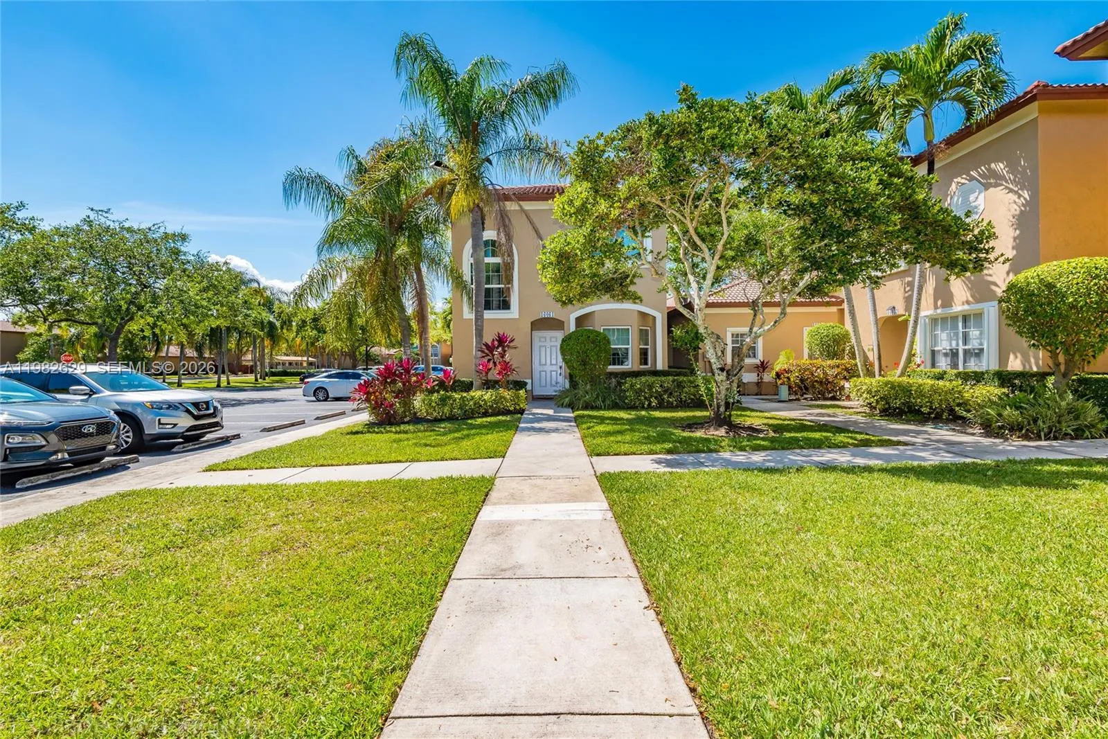 16061 Emerald Cove Rd 16061, Weston, Florida 33331, Weston, Florida 33331, 3 Bedrooms Bedrooms, ,2 BathroomsBathrooms,Residential Lease,For Rent,16061 Emerald Cove Rd 16061, Weston, Florida 33331,A11982629