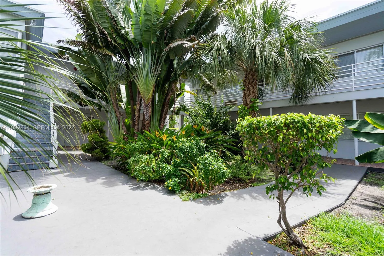 8300 Abbott 20, Miami Beach, Florida 33141, Miami Beach, Florida 33141, 1 Bedroom Bedrooms, ,1 BathroomBathrooms,Residential Lease,For Rent,8300 Abbott 20, Miami Beach, Florida 33141,A11982634