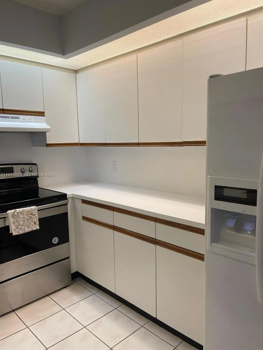 1110 Sw 125th Ave 202m, Pembroke Pines, Florida 33, Pembroke Pines, Florida 33027, 1 Bedroom Bedrooms, ,1 BathroomBathrooms,Residential Lease,For Rent,1110 Sw 125th Ave 202m, Pembroke Pines, Florida 33,A11975935