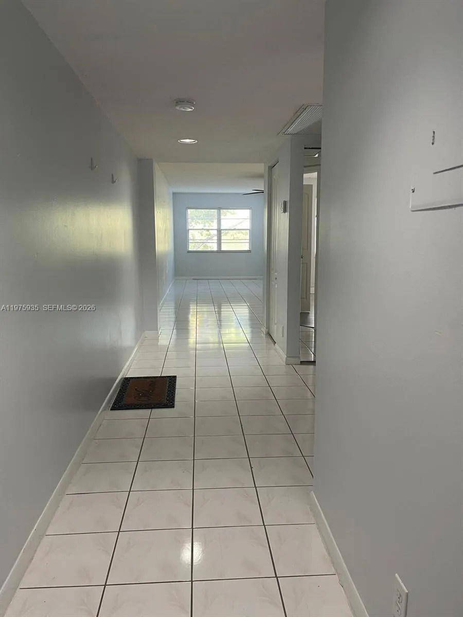 1110 Sw 125th Ave 202m, Pembroke Pines, Florida 33, Pembroke Pines, Florida 33027, 1 Bedroom Bedrooms, ,1 BathroomBathrooms,Residential Lease,For Rent,1110 Sw 125th Ave 202m, Pembroke Pines, Florida 33,A11975935