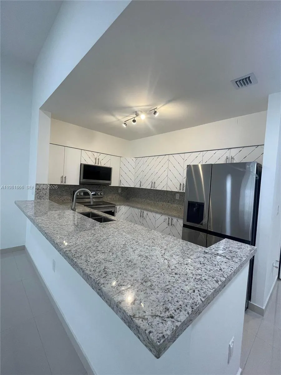 14728 Balgowan Rd, Miami Lakes, Florida 33016, Miami Lakes, Florida 33016, 2 Bedrooms Bedrooms, ,2 BathroomsBathrooms,Residential Lease,For Rent,14728 Balgowan Rd, Miami Lakes, Florida 33016,A11981866