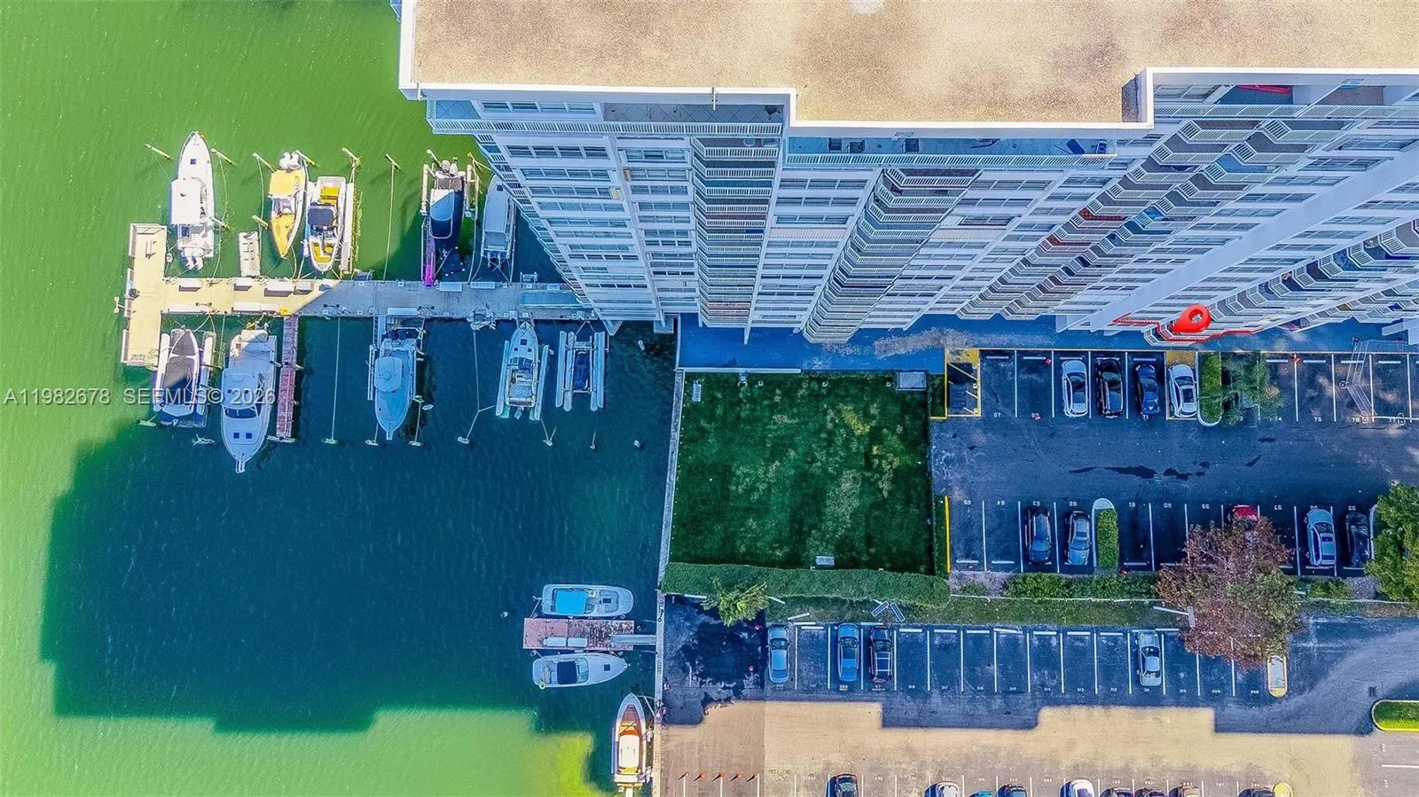 18071 Biscayne Blvd 402, Aventura, Florida 33160, Aventura, Florida 33160, 2 Bedrooms Bedrooms, ,2 BathroomsBathrooms,Residential Lease,For Rent,18071 Biscayne Blvd 402, Aventura, Florida 33160,A11982678