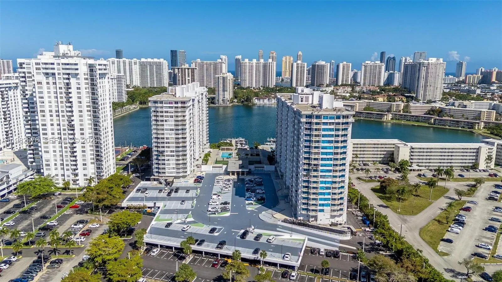 18071 Biscayne Blvd 402, Aventura, Florida 33160, Aventura, Florida 33160, 2 Bedrooms Bedrooms, ,2 BathroomsBathrooms,Residential Lease,For Rent,18071 Biscayne Blvd 402, Aventura, Florida 33160,A11982678