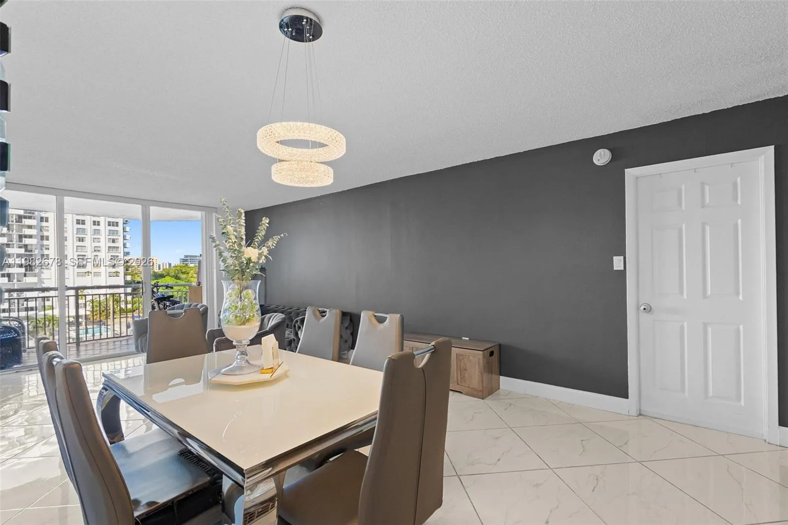 18071 Biscayne Blvd 402, Aventura, Florida 33160, Aventura, Florida 33160, 2 Bedrooms Bedrooms, ,2 BathroomsBathrooms,Residential Lease,For Rent,18071 Biscayne Blvd 402, Aventura, Florida 33160,A11982678