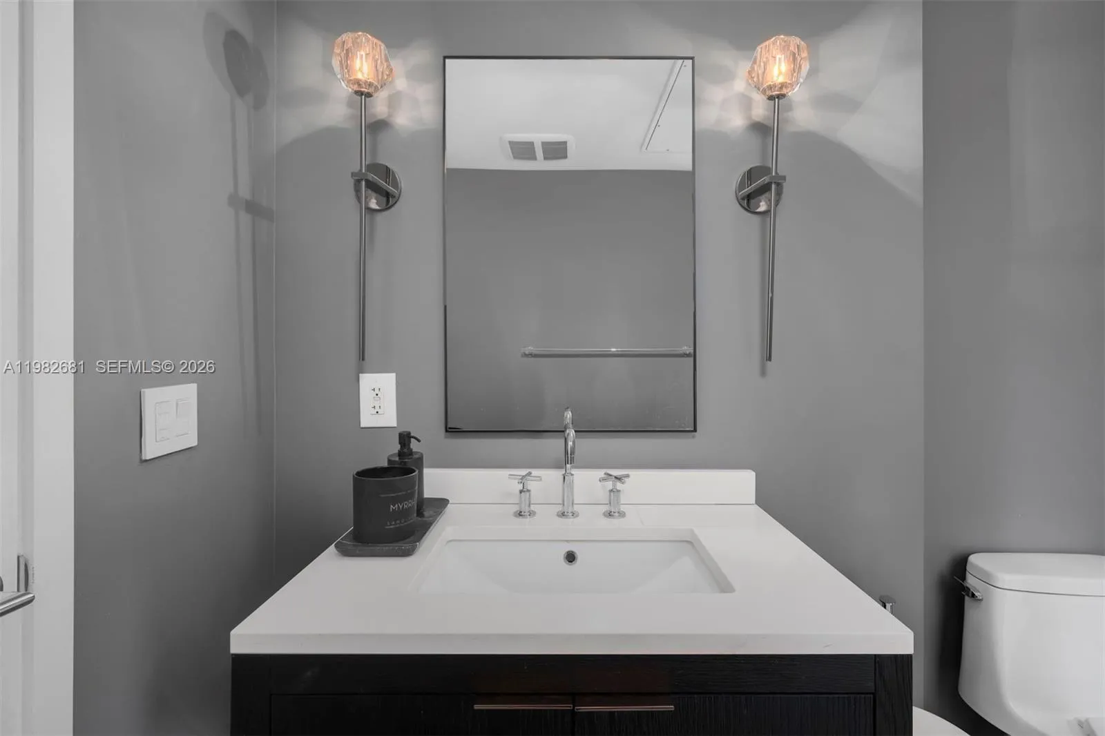 435 21st St 103, Miami Beach, Florida 33139, Miami Beach, Florida 33139, 1 Bedroom Bedrooms, ,1 BathroomBathrooms,Residential Lease,For Rent,435 21st St 103, Miami Beach, Florida 33139,A11982681