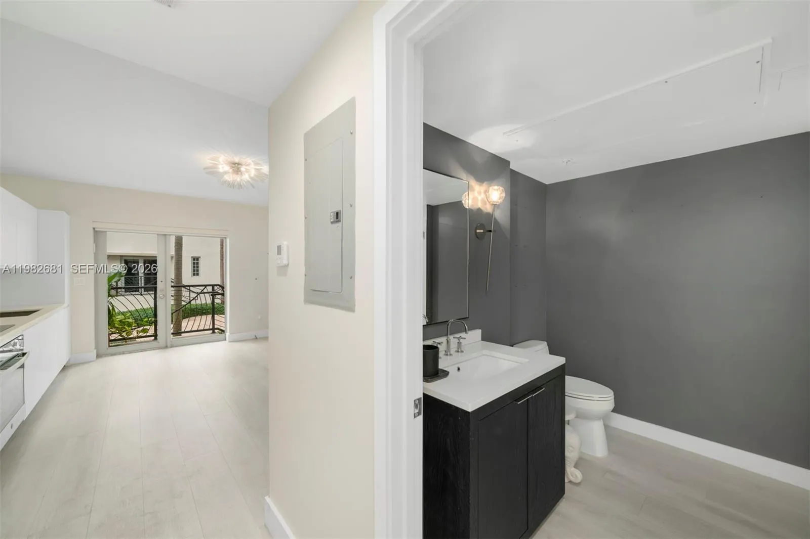 435 21st St 103, Miami Beach, Florida 33139, Miami Beach, Florida 33139, 1 Bedroom Bedrooms, ,1 BathroomBathrooms,Residential Lease,For Rent,435 21st St 103, Miami Beach, Florida 33139,A11982681