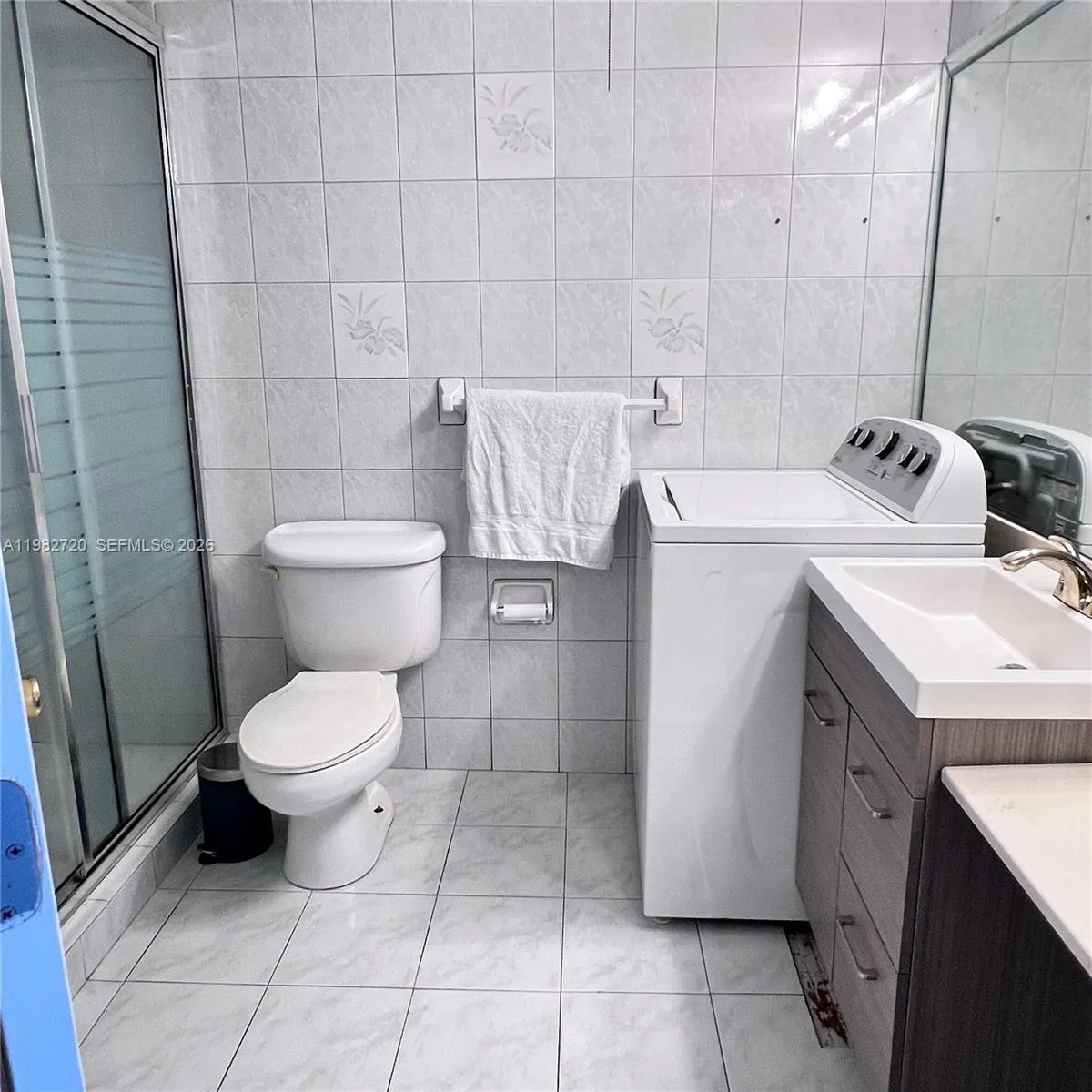 1670 Ne 191st St 403-3, Miami, Florida 33179, Miami, Florida 33179, 2 Bedrooms Bedrooms, ,2 BathroomsBathrooms,Residential Lease,For Rent,1670 Ne 191st St 403-3, Miami, Florida 33179,A11982720