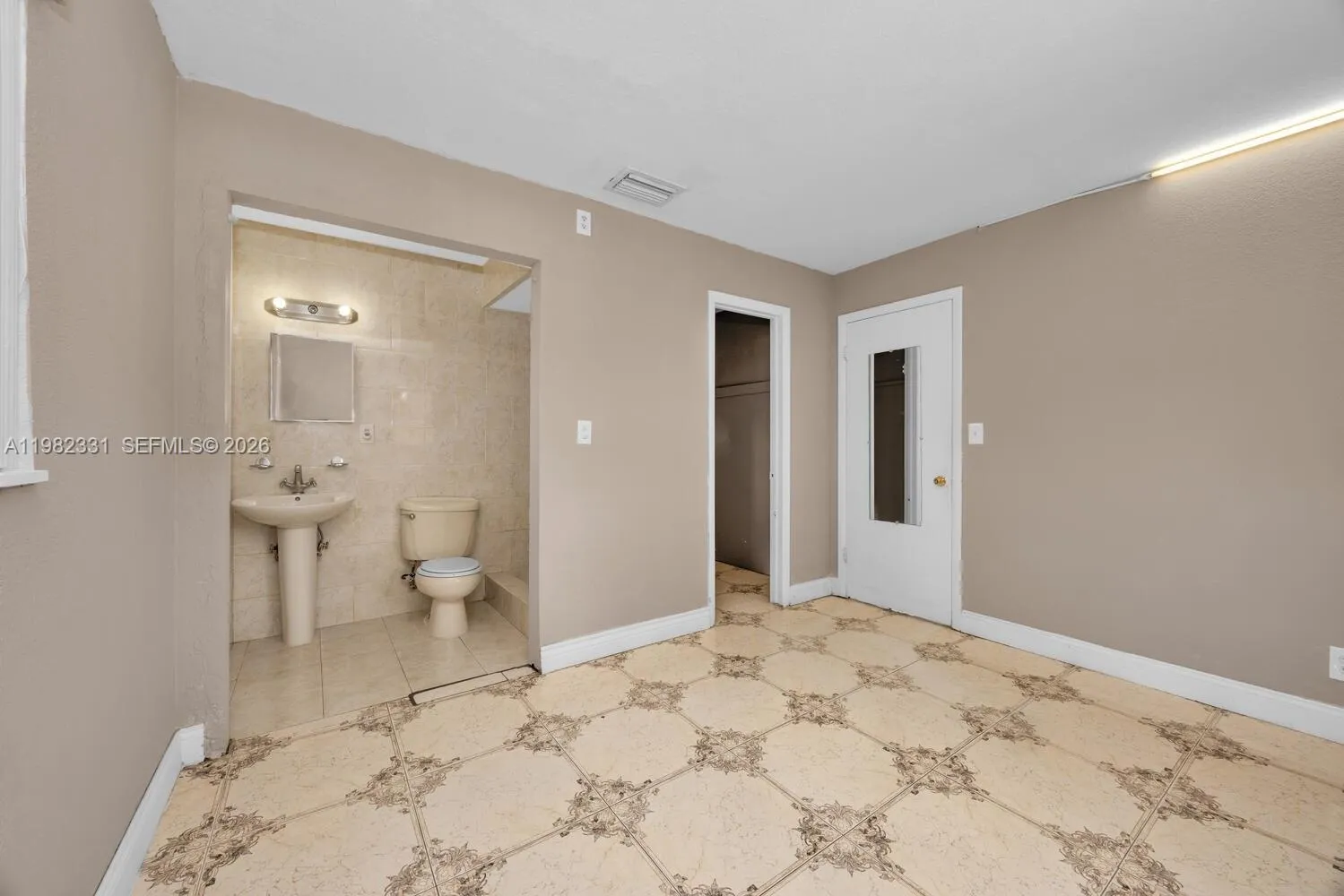 3853 Nw 209th St, Miami Gardens, Florida 33055, Miami Gardens, Florida 33055, 3 Bedrooms Bedrooms, ,2 BathroomsBathrooms,Residential,For Sale,3853 Nw 209th St, Miami Gardens, Florida 33055,A11982331