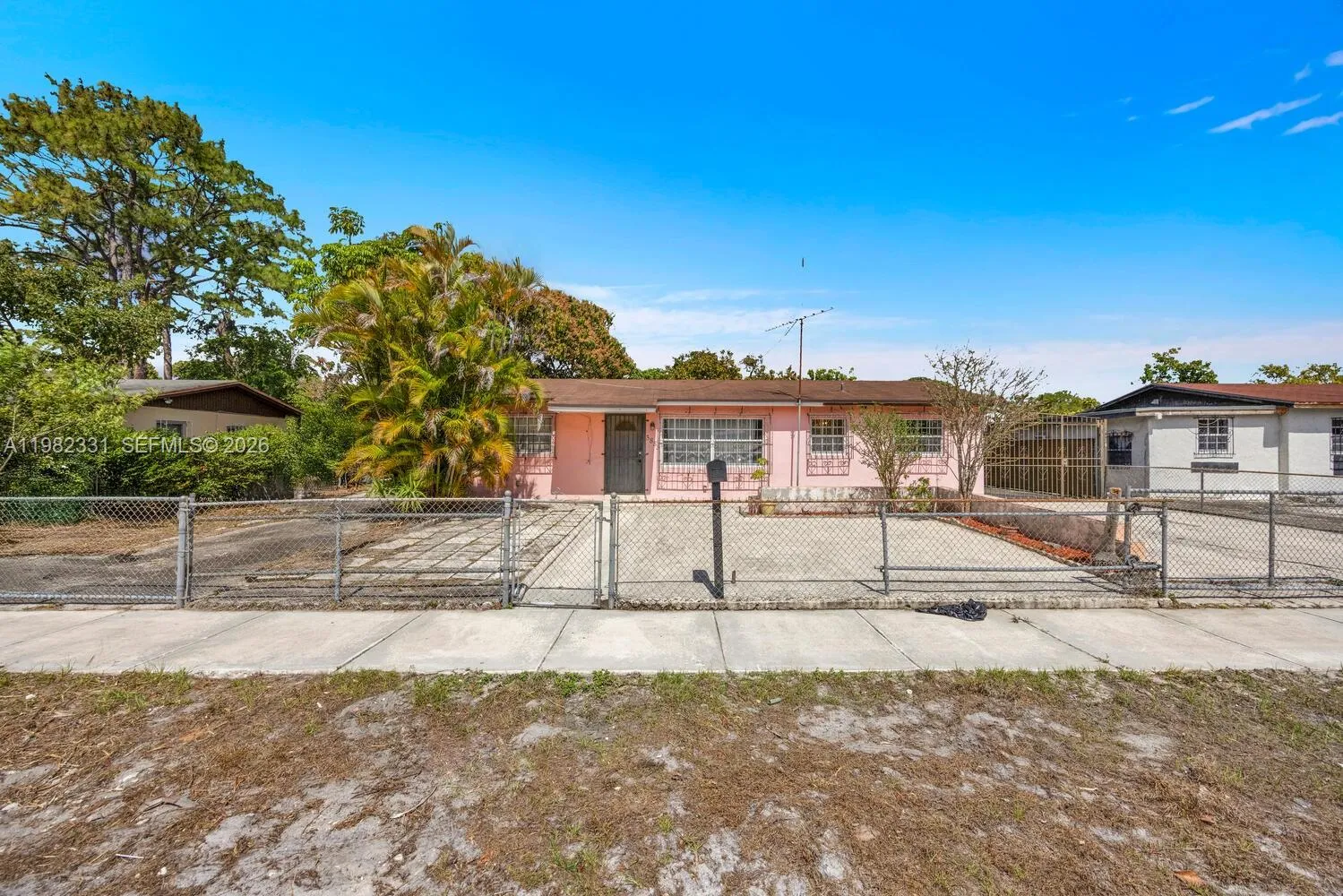 3853 Nw 209th St, Miami Gardens, Florida 33055, Miami Gardens, Florida 33055, 3 Bedrooms Bedrooms, ,2 BathroomsBathrooms,Residential,For Sale,3853 Nw 209th St, Miami Gardens, Florida 33055,A11982331