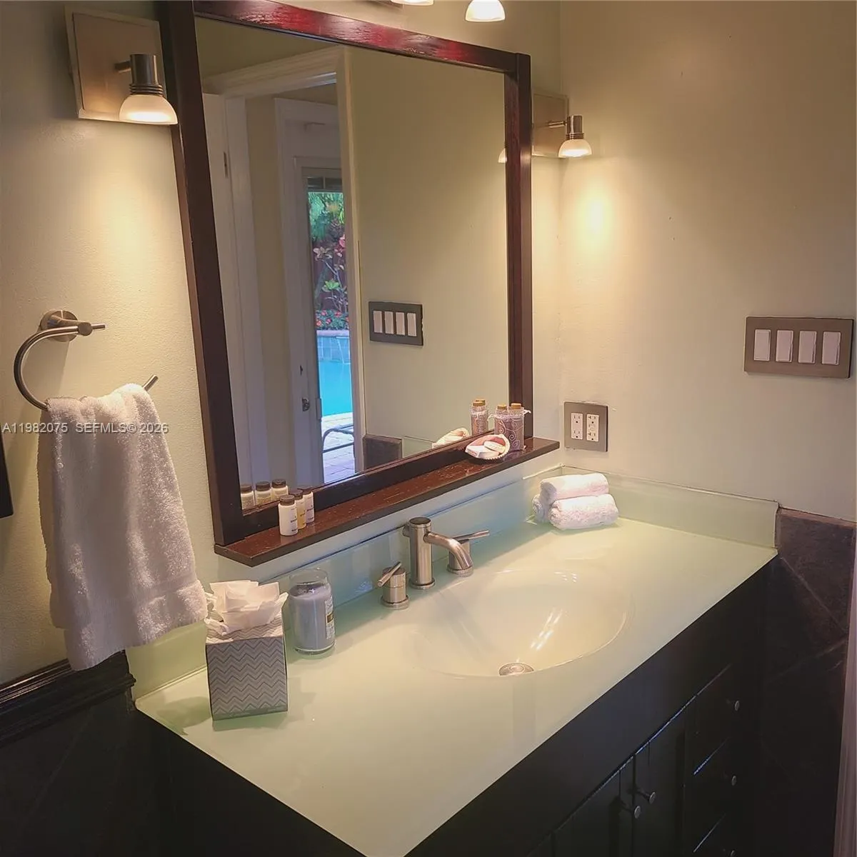 1601 Ne 17th Ter 1-2, Fort Lauderdale, Florida 333, Fort Lauderdale, Florida 33305, 1 Bedroom Bedrooms, ,1 BathroomBathrooms,Residential Lease,For Rent,1601 Ne 17th Ter 1-2, Fort Lauderdale, Florida 333,A11982075