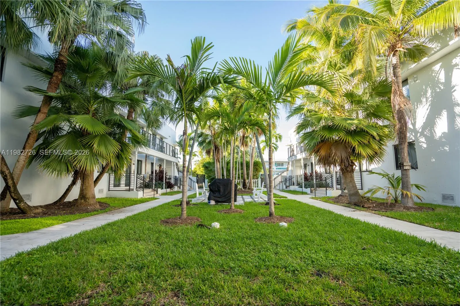 1971 Bay Dr 104, Miami Beach, Florida 33141, Miami Beach, Florida 33141, 2 Bedrooms Bedrooms, ,1 BathroomBathrooms,Residential Lease,For Rent,1971 Bay Dr 104, Miami Beach, Florida 33141,A11982726