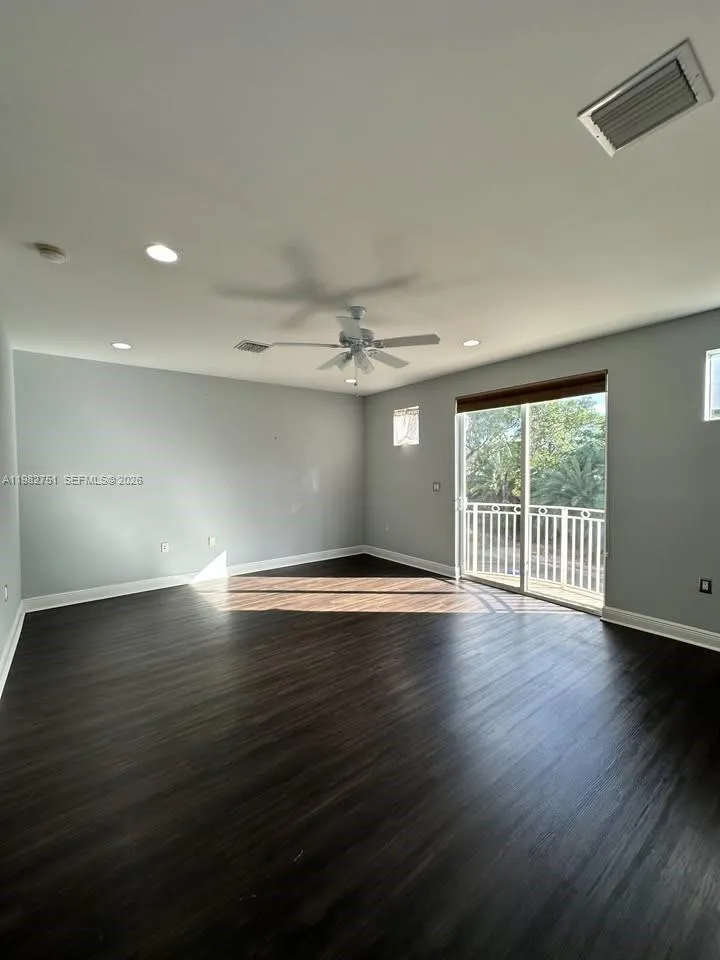 409 Sw 5th St, Fort Lauderdale, Florida 33315, Fort Lauderdale, Florida 33315, 4 Bedrooms Bedrooms, ,4 BathroomsBathrooms,Residential Lease,For Rent,409 Sw 5th St, Fort Lauderdale, Florida 33315,A11982751