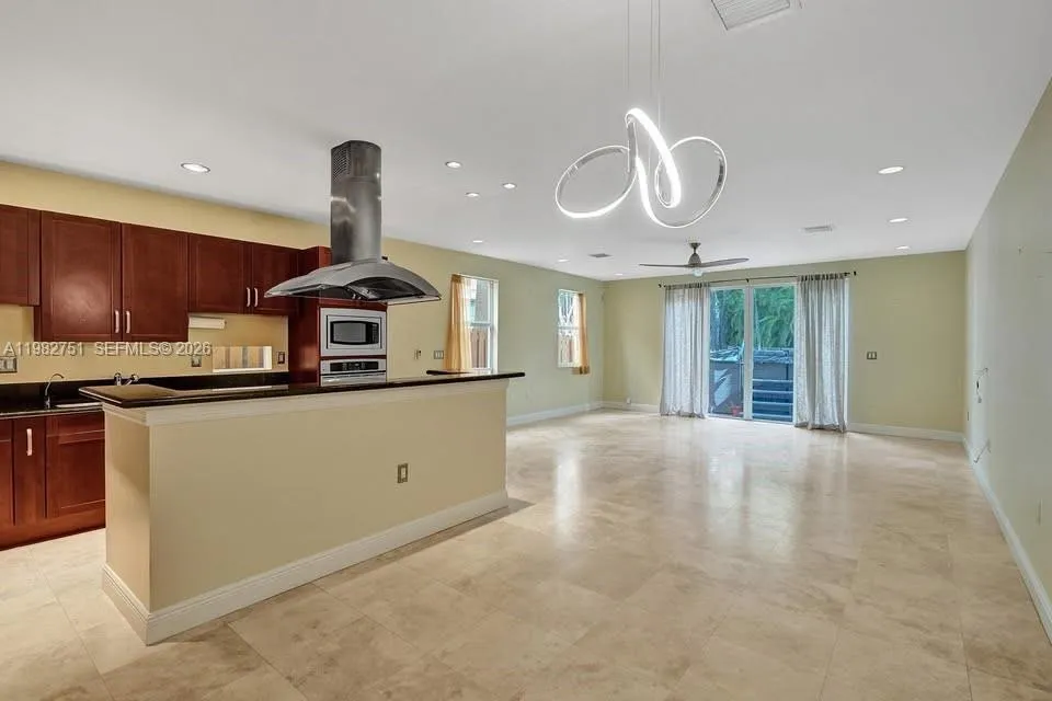 409 Sw 5th St, Fort Lauderdale, Florida 33315, Fort Lauderdale, Florida 33315, 4 Bedrooms Bedrooms, ,4 BathroomsBathrooms,Residential Lease,For Rent,409 Sw 5th St, Fort Lauderdale, Florida 33315,A11982751