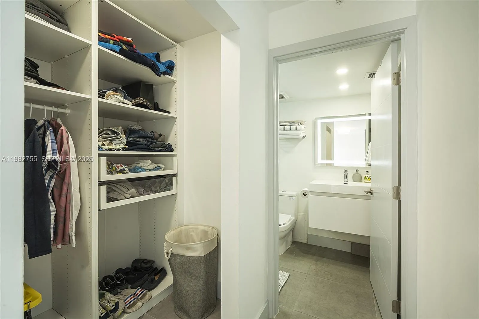1035 West Ave 201, Miami Beach, Florida 33139, Miami Beach, Florida 33139, 2 Bedrooms Bedrooms, ,2 BathroomsBathrooms,Residential,For Sale,1035 West Ave 201, Miami Beach, Florida 33139,A11982755