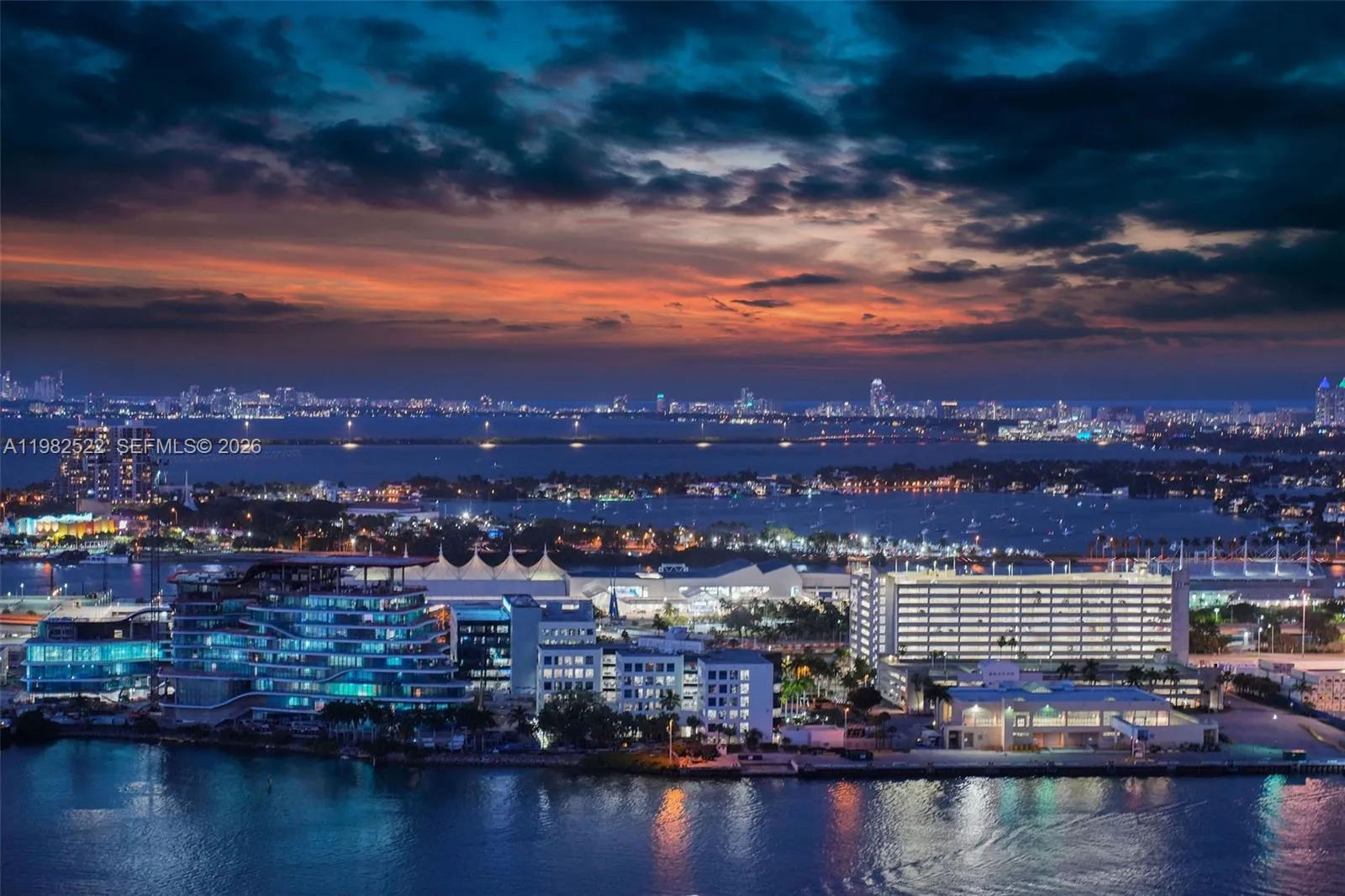 808 Brickell Key Dr 3702, Miami, Florida 33131, Miami, Florida 33131, 2 Bedrooms Bedrooms, ,2 BathroomsBathrooms,Residential,For Sale,808 Brickell Key Dr 3702, Miami, Florida 33131,A11982522