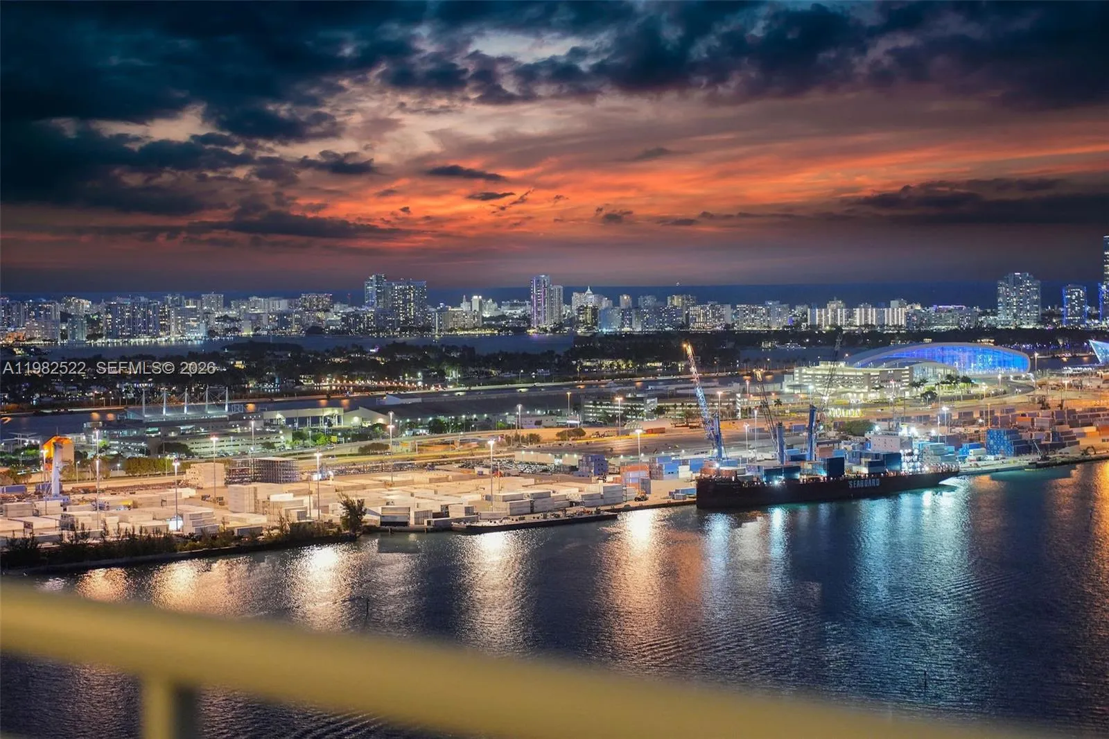 808 Brickell Key Dr 3702, Miami, Florida 33131, Miami, Florida 33131, 2 Bedrooms Bedrooms, ,2 BathroomsBathrooms,Residential,For Sale,808 Brickell Key Dr 3702, Miami, Florida 33131,A11982522