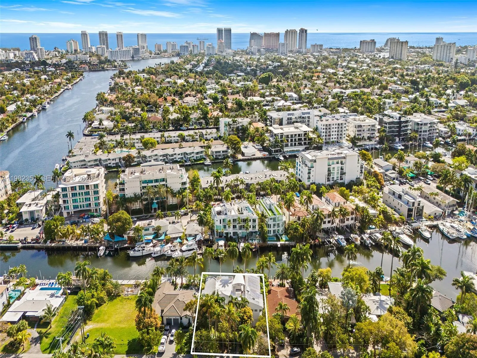 450 Victoria Ter, Fort Lauderdale, Florida 33301, Fort Lauderdale, Florida 33301, 4 Bedrooms Bedrooms, ,4 BathroomsBathrooms,Residential Lease,For Rent,450 Victoria Ter, Fort Lauderdale, Florida 33301,A11982351