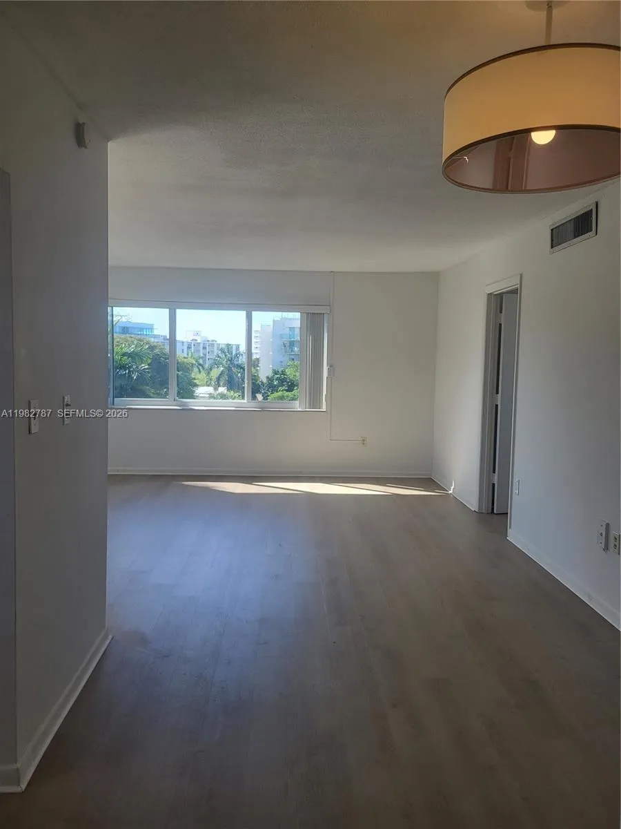 1020 94th St 503, Bay Harbor Islands, Florida 3315, Bay Harbor Islands, Florida 33154, 2 Bedrooms Bedrooms, ,2 BathroomsBathrooms,Residential,For Sale,1020 94th St 503, Bay Harbor Islands, Florida 3315,A11982787