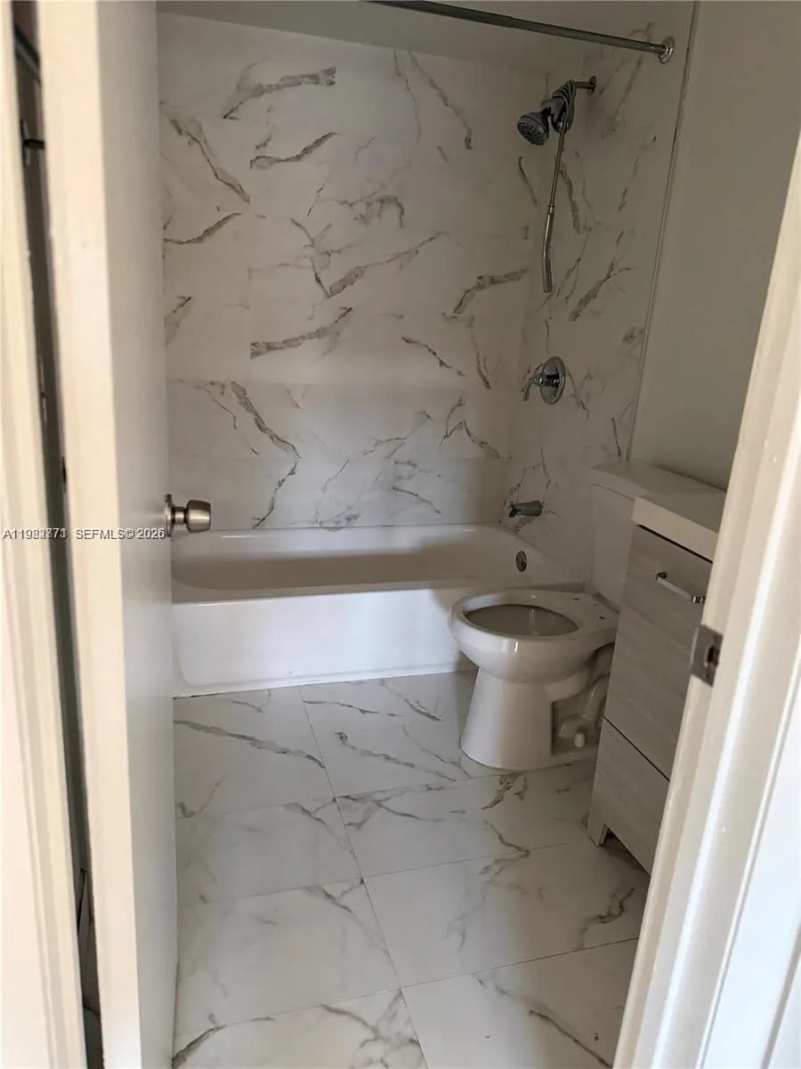 13215 Sw 57th Ter 20-6, Miami, Florida 33183, Miami, Florida 33183, 2 Bedrooms Bedrooms, ,1 BathroomBathrooms,Residential Lease,For Rent,13215 Sw 57th Ter 20-6, Miami, Florida 33183,A11982771