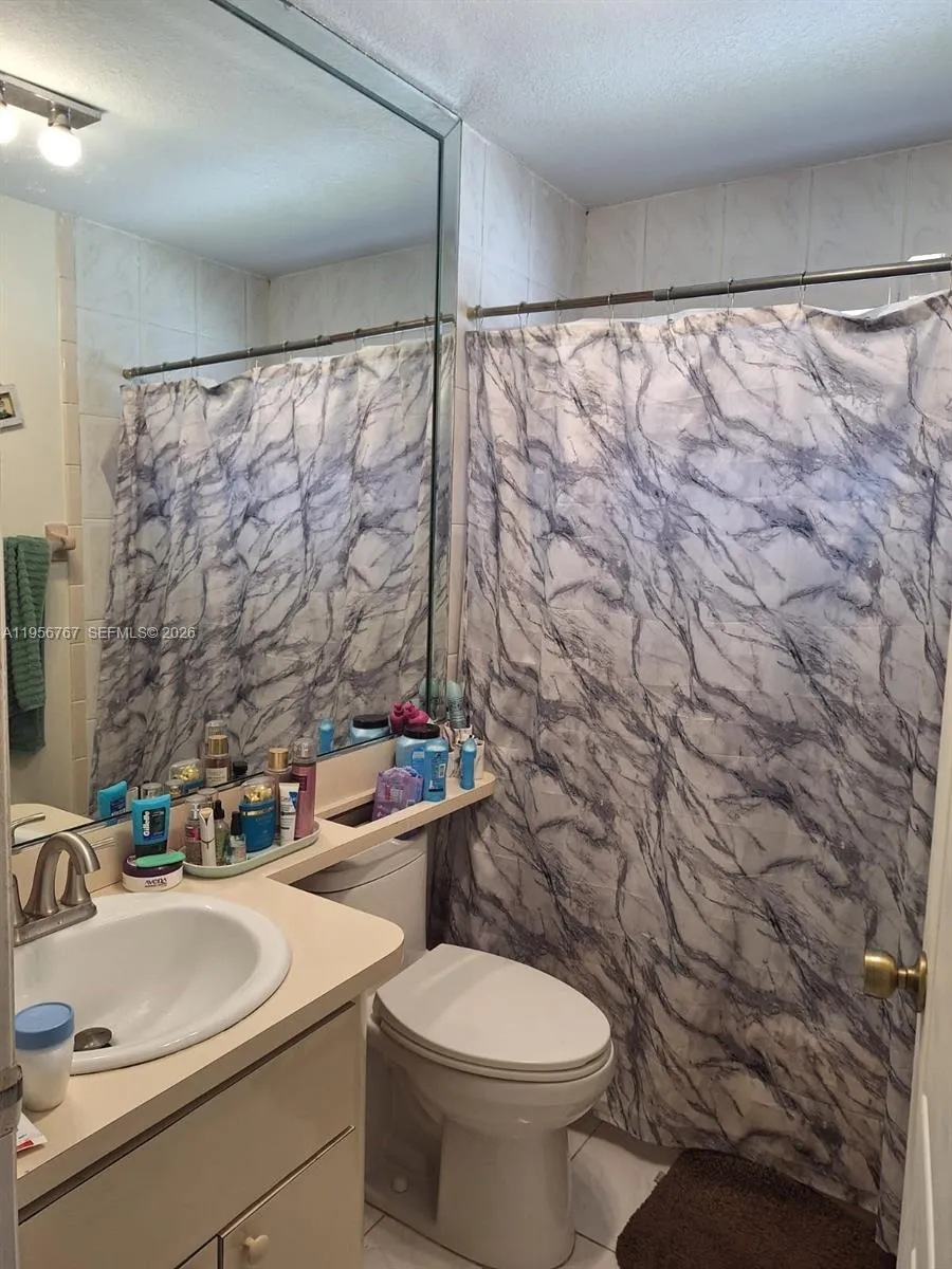 13822 Sw 156th St, Miami, Florida 33177, Miami, Florida 33177, 3 Bedrooms Bedrooms, ,2 BathroomsBathrooms,Residential,For Sale,13822 Sw 156th St, Miami, Florida 33177,A11956767