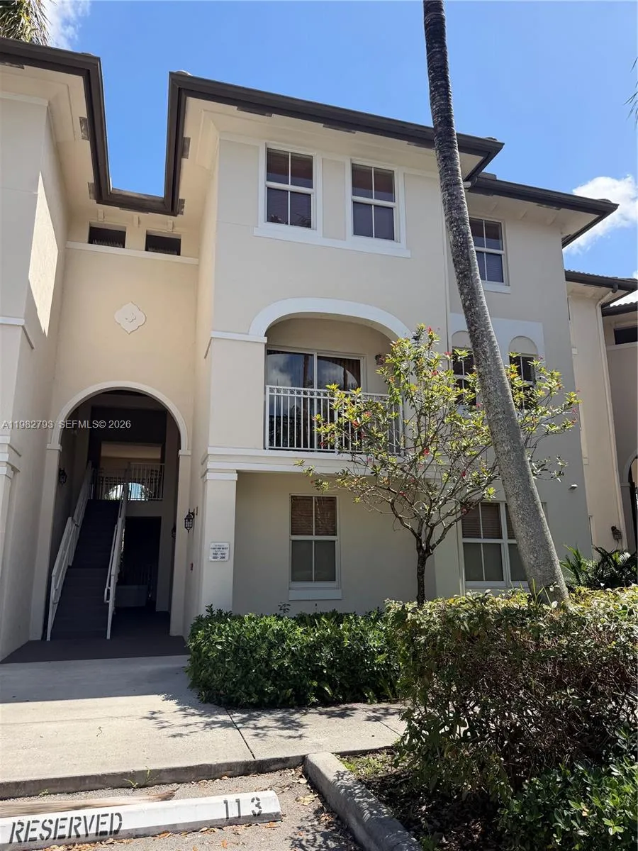 11401 Nw 89th St 204, Doral, Florida 33178, Doral, Florida 33178, 3 Bedrooms Bedrooms, ,2 BathroomsBathrooms,Residential Lease,For Rent,11401 Nw 89th St 204, Doral, Florida 33178,A11982793