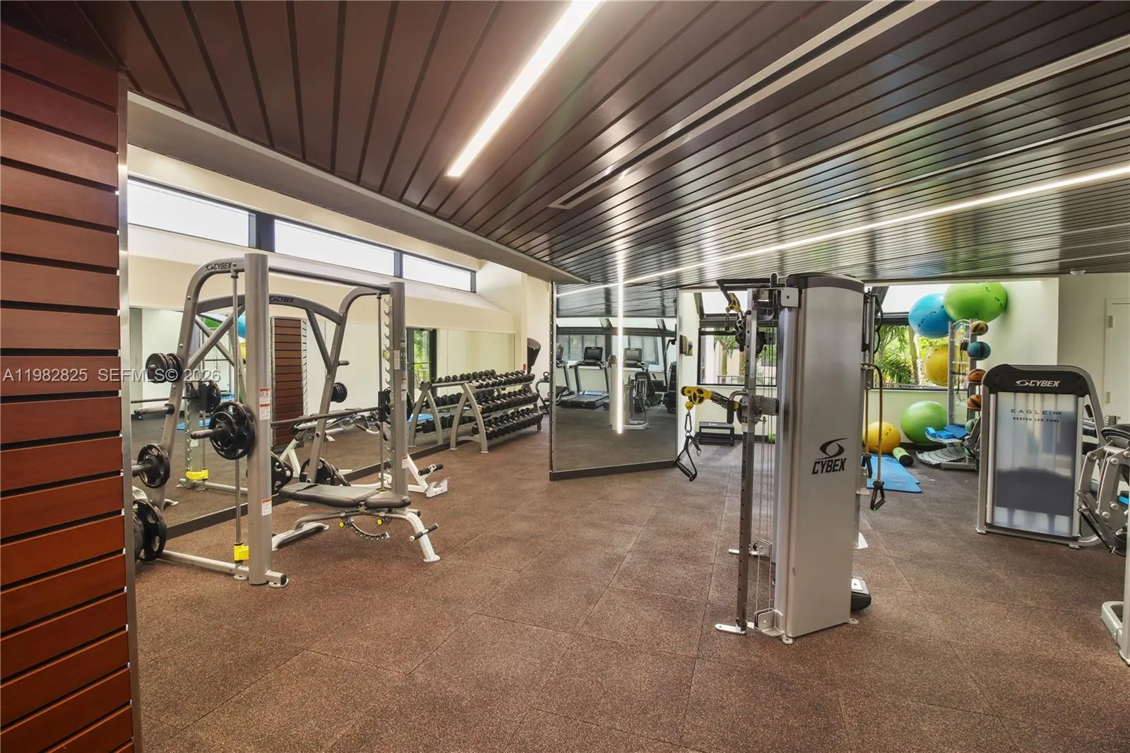 201 Crandon Blvd 927, Key Biscayne, Florida 33149, Key Biscayne, Florida 33149, 2 Bedrooms Bedrooms, ,2 BathroomsBathrooms,Residential Lease,For Rent,201 Crandon Blvd 927, Key Biscayne, Florida 33149,A11982825