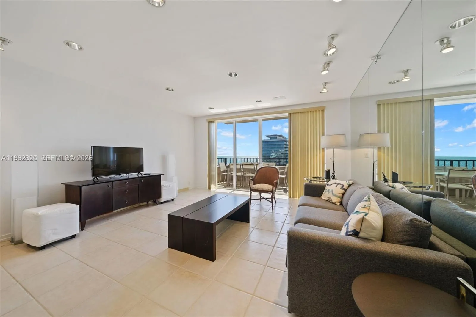 201 Crandon Blvd 927, Key Biscayne, Florida 33149, Key Biscayne, Florida 33149, 2 Bedrooms Bedrooms, ,2 BathroomsBathrooms,Residential Lease,For Rent,201 Crandon Blvd 927, Key Biscayne, Florida 33149,A11982825