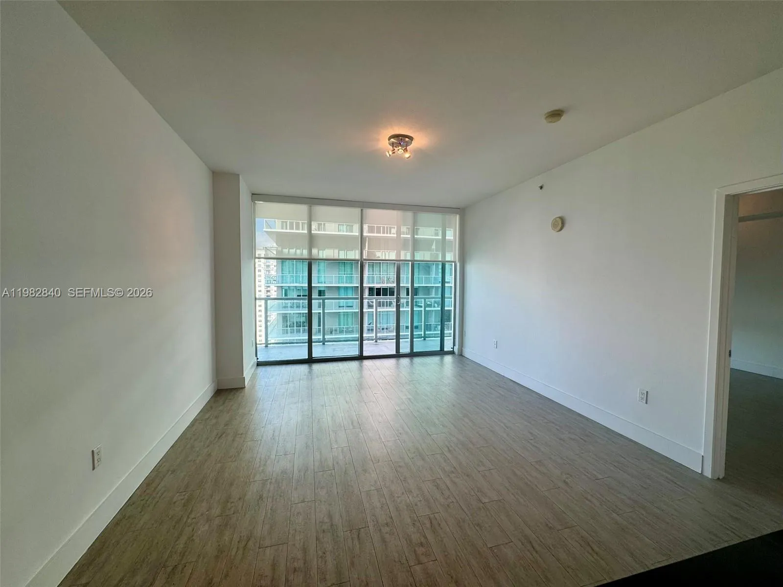 79 Sw 12th St 3309-s, Miami, Florida 33130, Miami, Florida 33130, 2 Bedrooms Bedrooms, ,2 BathroomsBathrooms,Residential,For Sale,79 Sw 12th St 3309-s, Miami, Florida 33130,A11982840