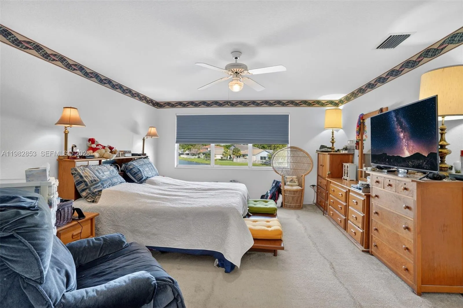 16419 Sapphire Pl, Weston, Florida 33331, Weston, Florida 33331, 4 Bedrooms Bedrooms, ,3 BathroomsBathrooms,Residential,For Sale,16419 Sapphire Pl, Weston, Florida 33331,A11982853