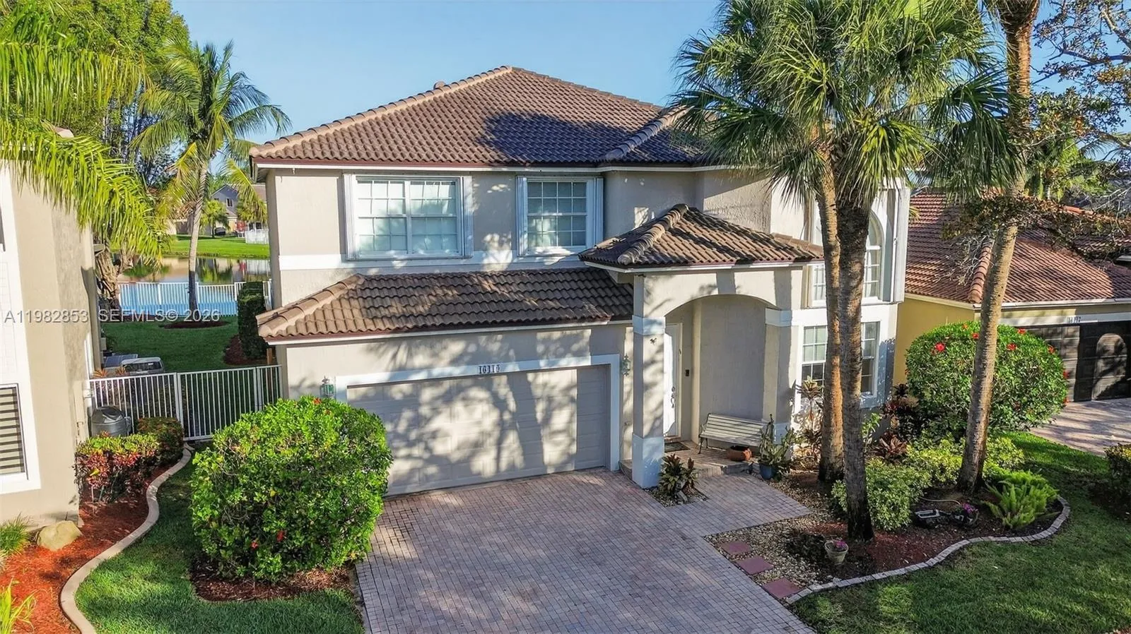 16419 Sapphire Pl, Weston, Florida 33331, Weston, Florida 33331, 4 Bedrooms Bedrooms, ,3 BathroomsBathrooms,Residential,For Sale,16419 Sapphire Pl, Weston, Florida 33331,A11982853