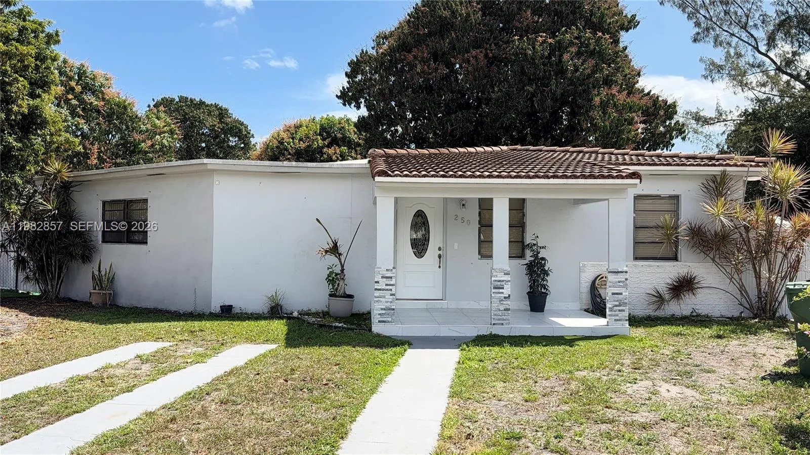 250 E 60th St, Hialeah, Florida 33013, Hialeah, Florida 33013, 4 Bedrooms Bedrooms, ,2 BathroomsBathrooms,Residential,For Sale,250 E 60th St, Hialeah, Florida 33013,A11982857
