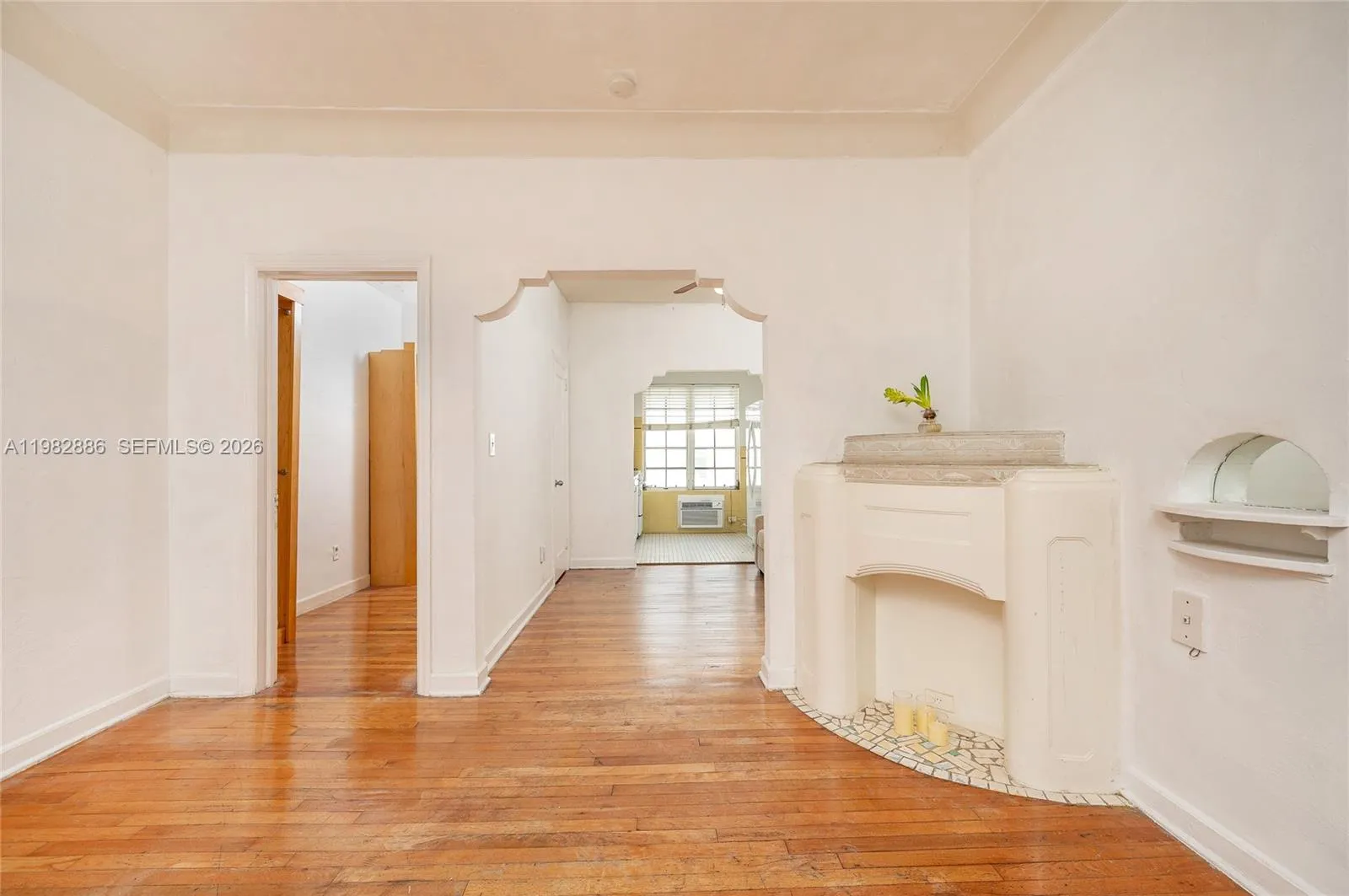 830 Euclid Ave 8, Miami Beach, Florida 33139, Miami Beach, Florida 33139, ,1 BathroomBathrooms,Residential Lease,For Rent,830 Euclid Ave 8, Miami Beach, Florida 33139,A11982886