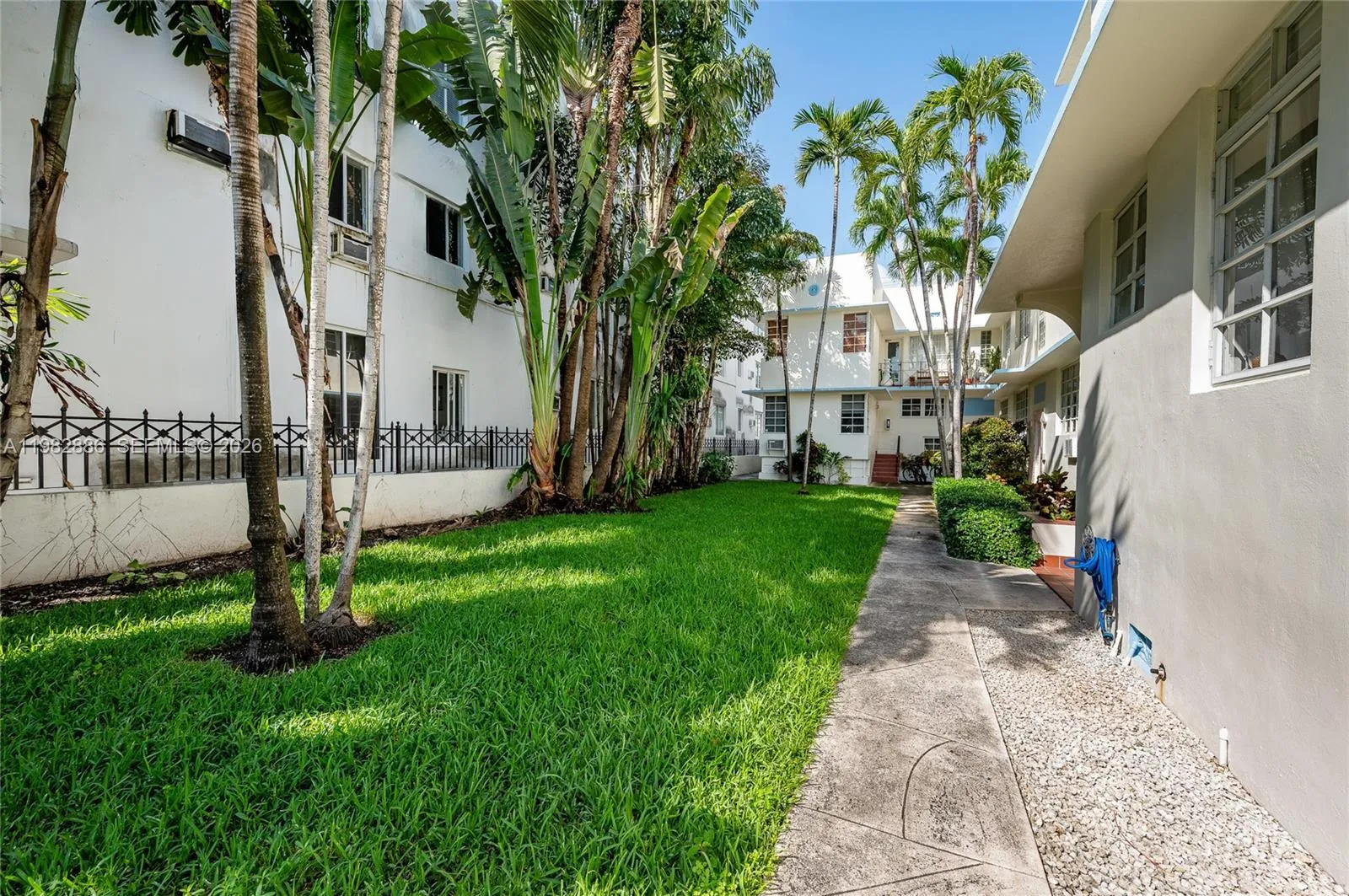 830 Euclid Ave 8, Miami Beach, Florida 33139, Miami Beach, Florida 33139, ,1 BathroomBathrooms,Residential Lease,For Rent,830 Euclid Ave 8, Miami Beach, Florida 33139,A11982886